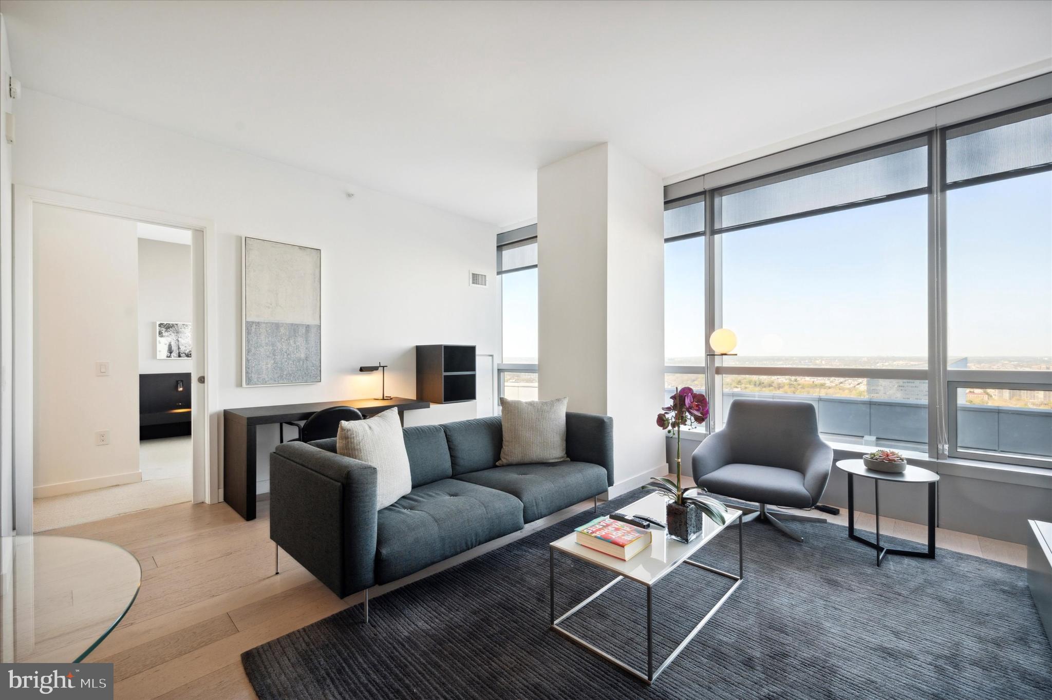 PHILADELPHIA (NORTH) - Residential Lease