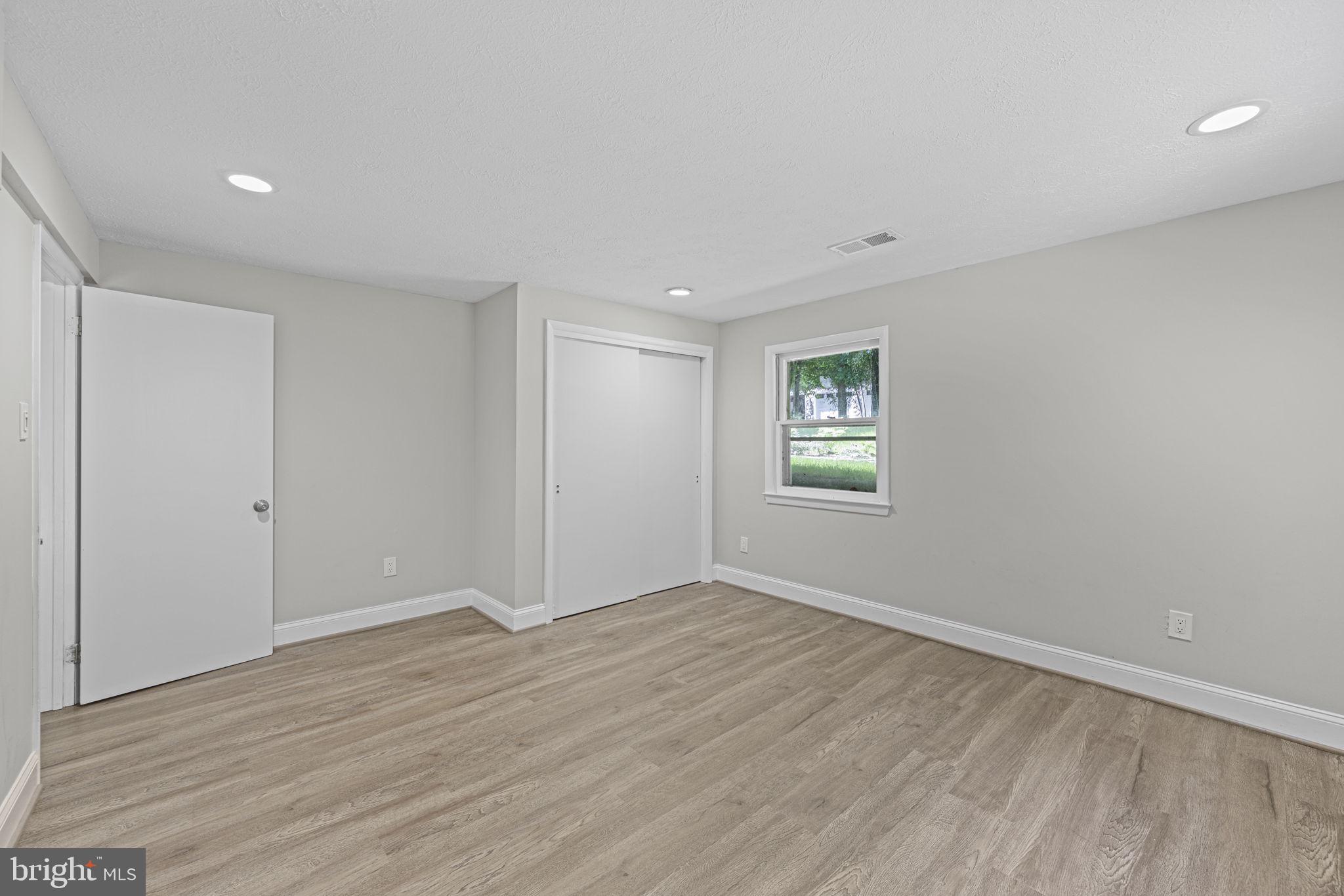 POTOMAC RANCH - Residential