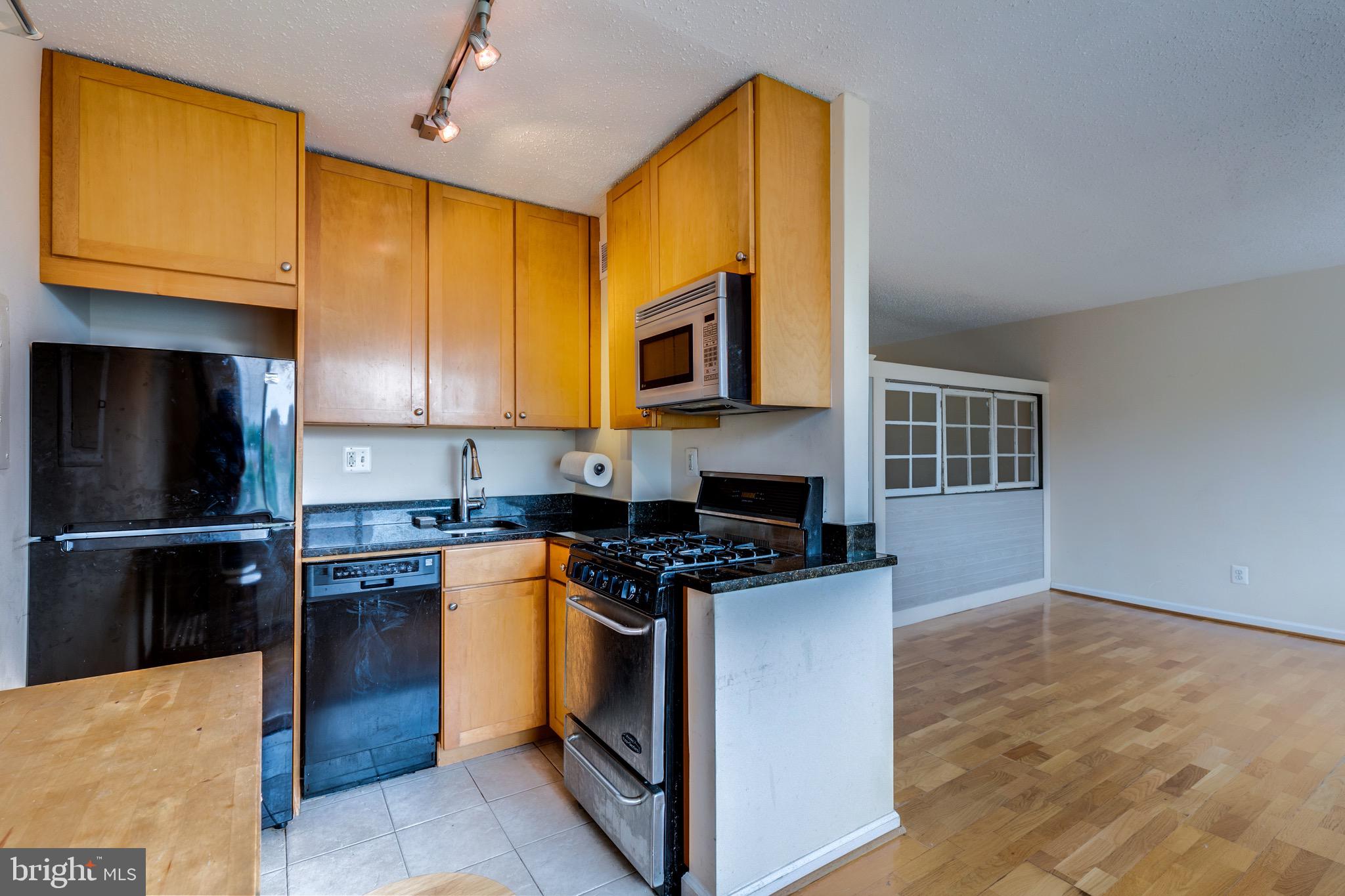 THE WELDON - Residential Lease