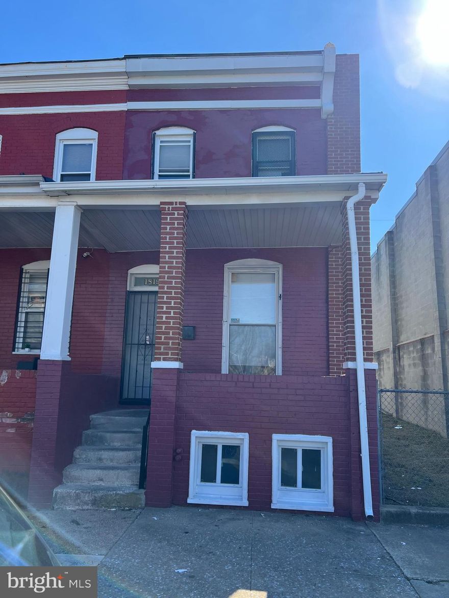This is a great opportunity to own this income producing property, currently rented for $1,497 a month. House was recently renovated. Hurry and own this property that is bringing positive cash flow so come and build your wealth.