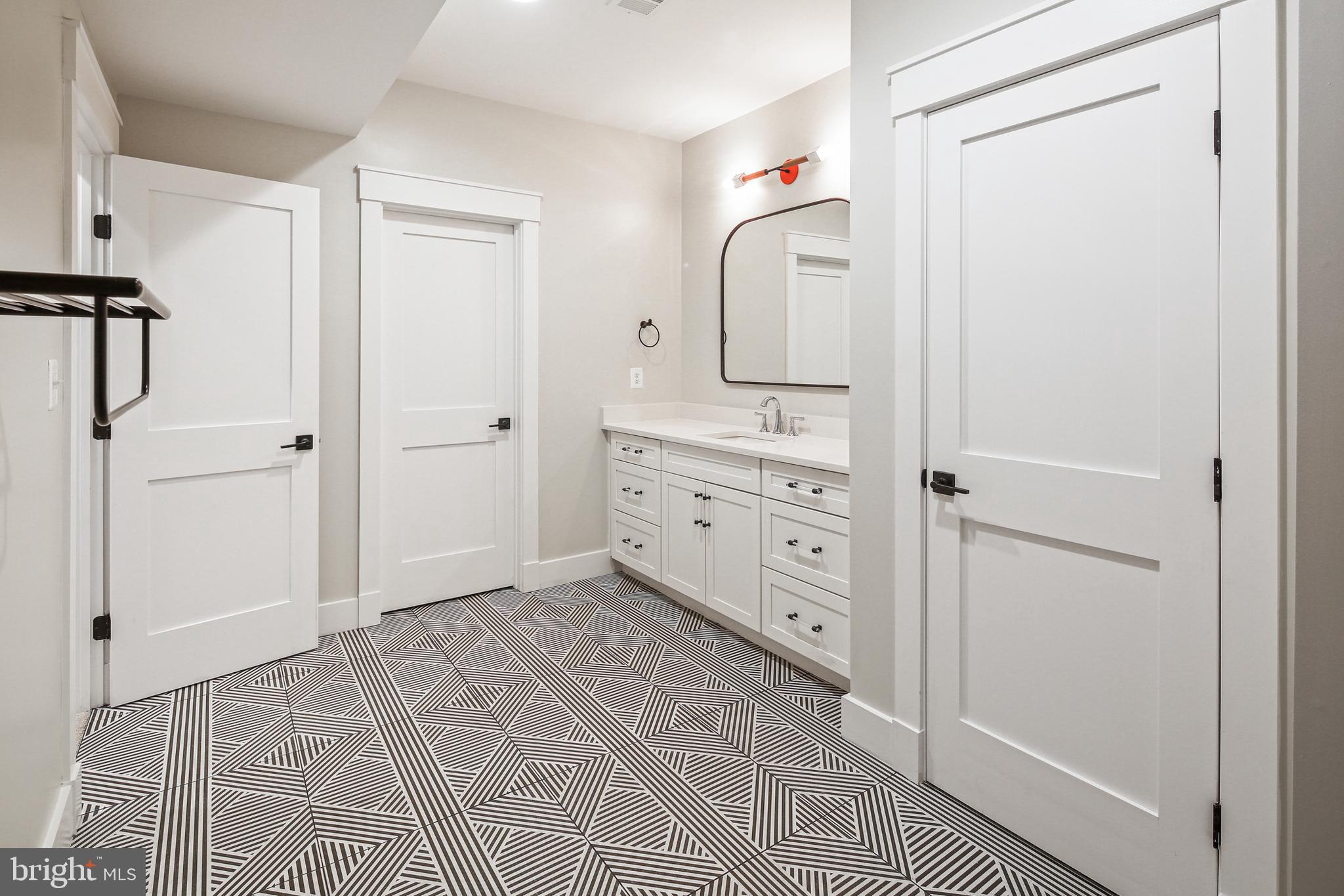 RUCKERS LANGLEY - Residential