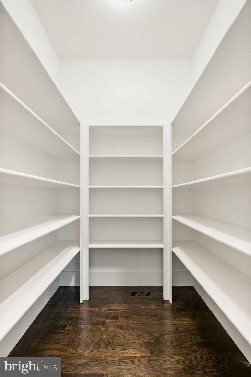 RUCKERS LANGLEY - Residential