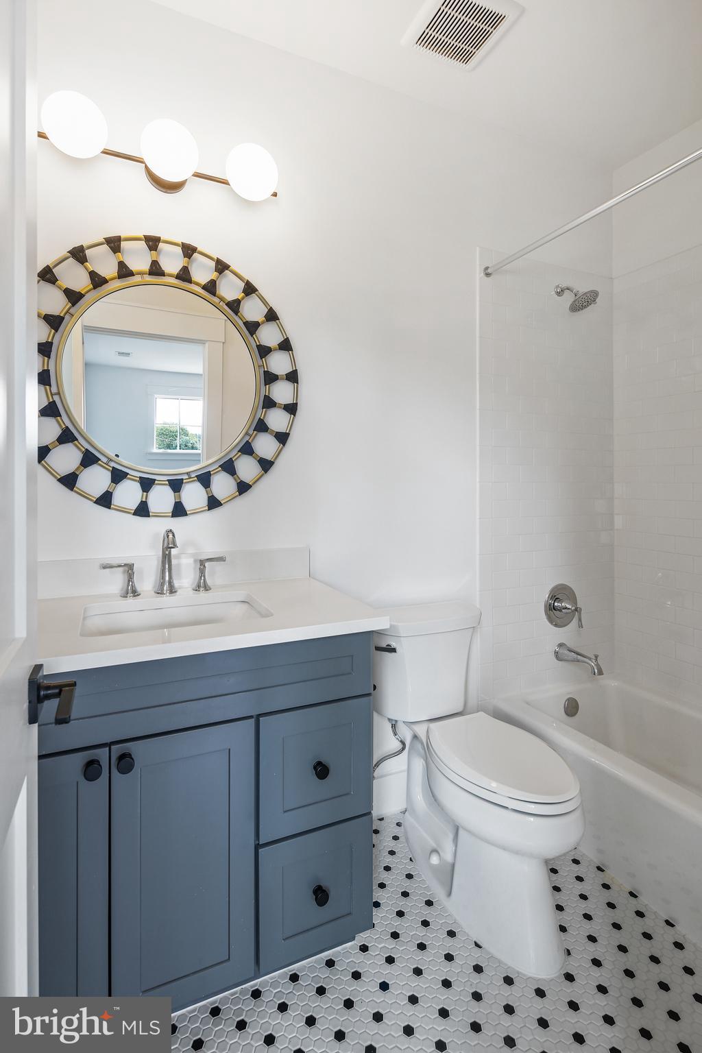 RUCKERS LANGLEY - Residential