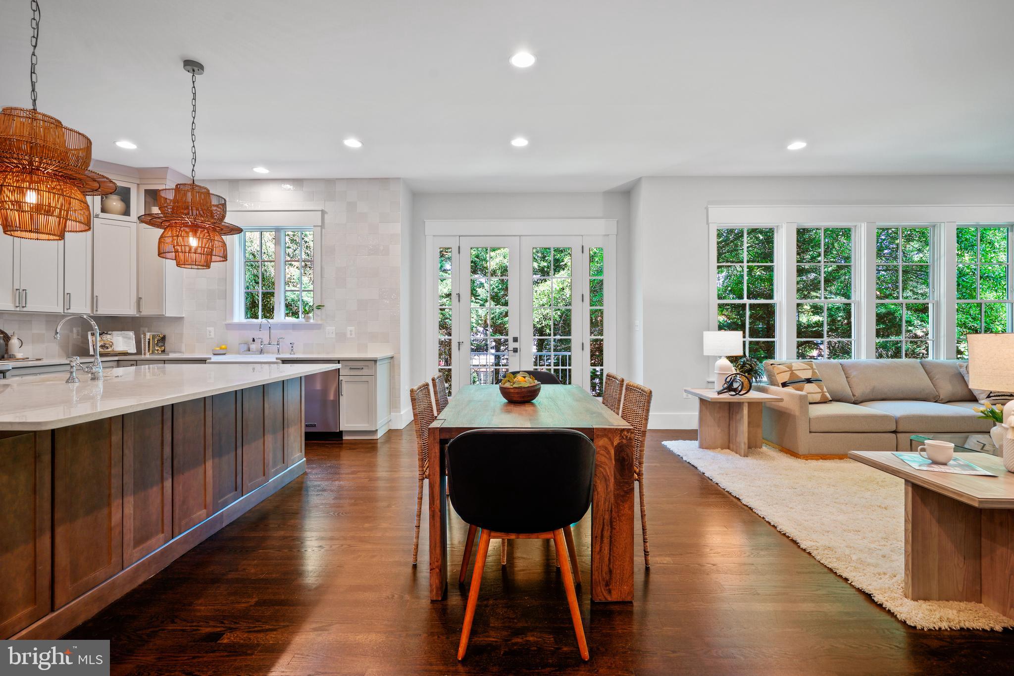 RUCKERS LANGLEY - Residential