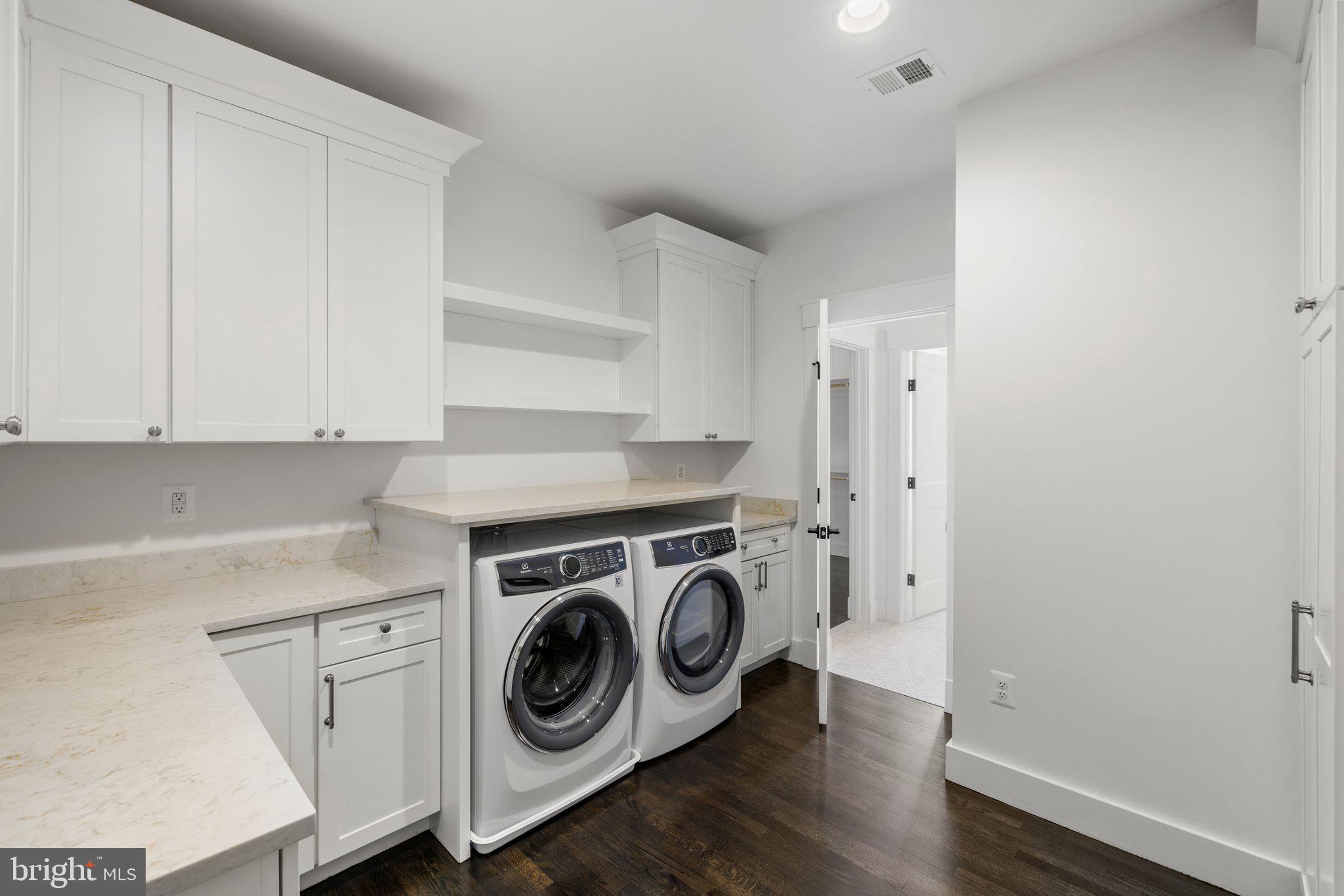 RUCKERS LANGLEY - Residential