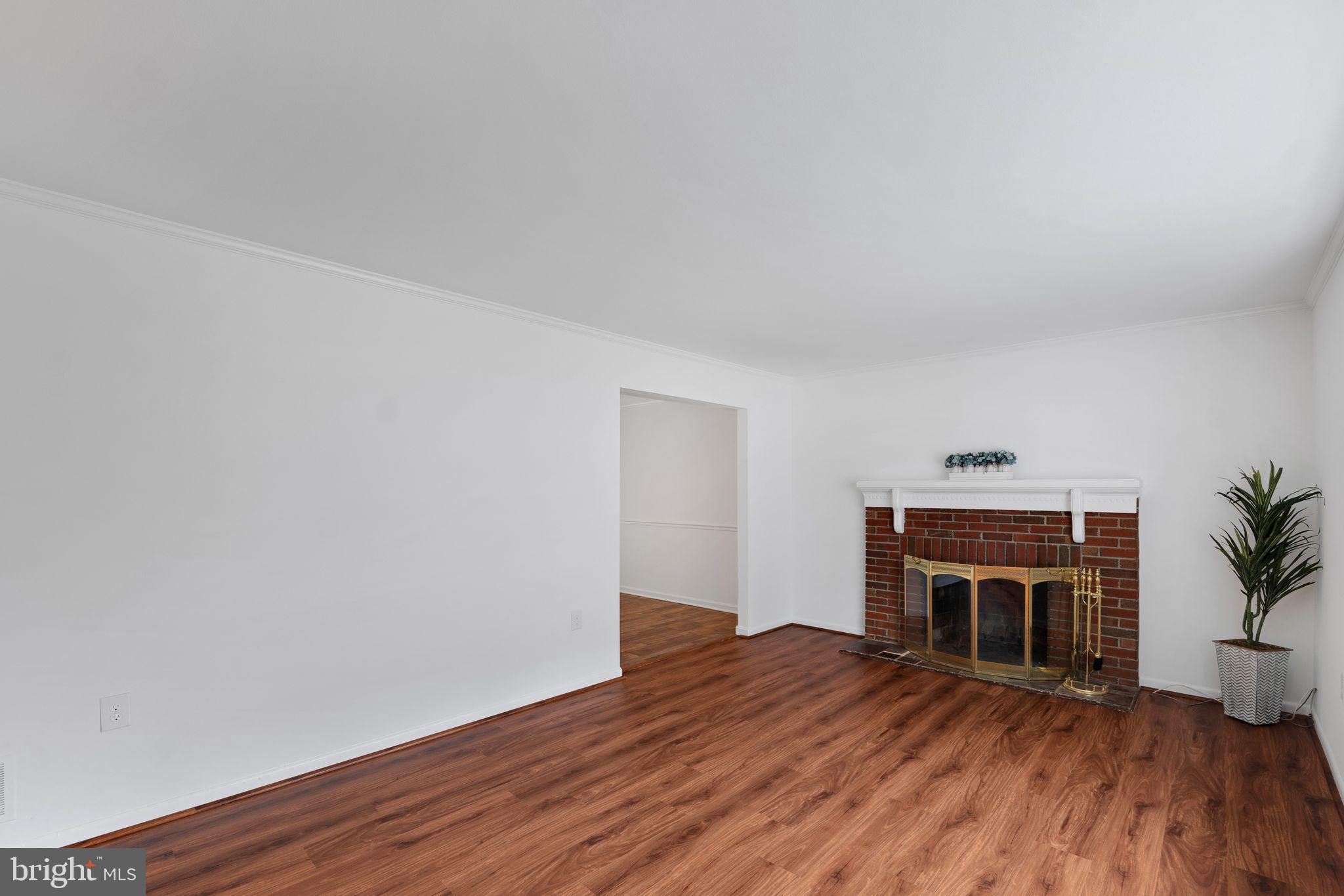 VALLEYWOOD - Residential