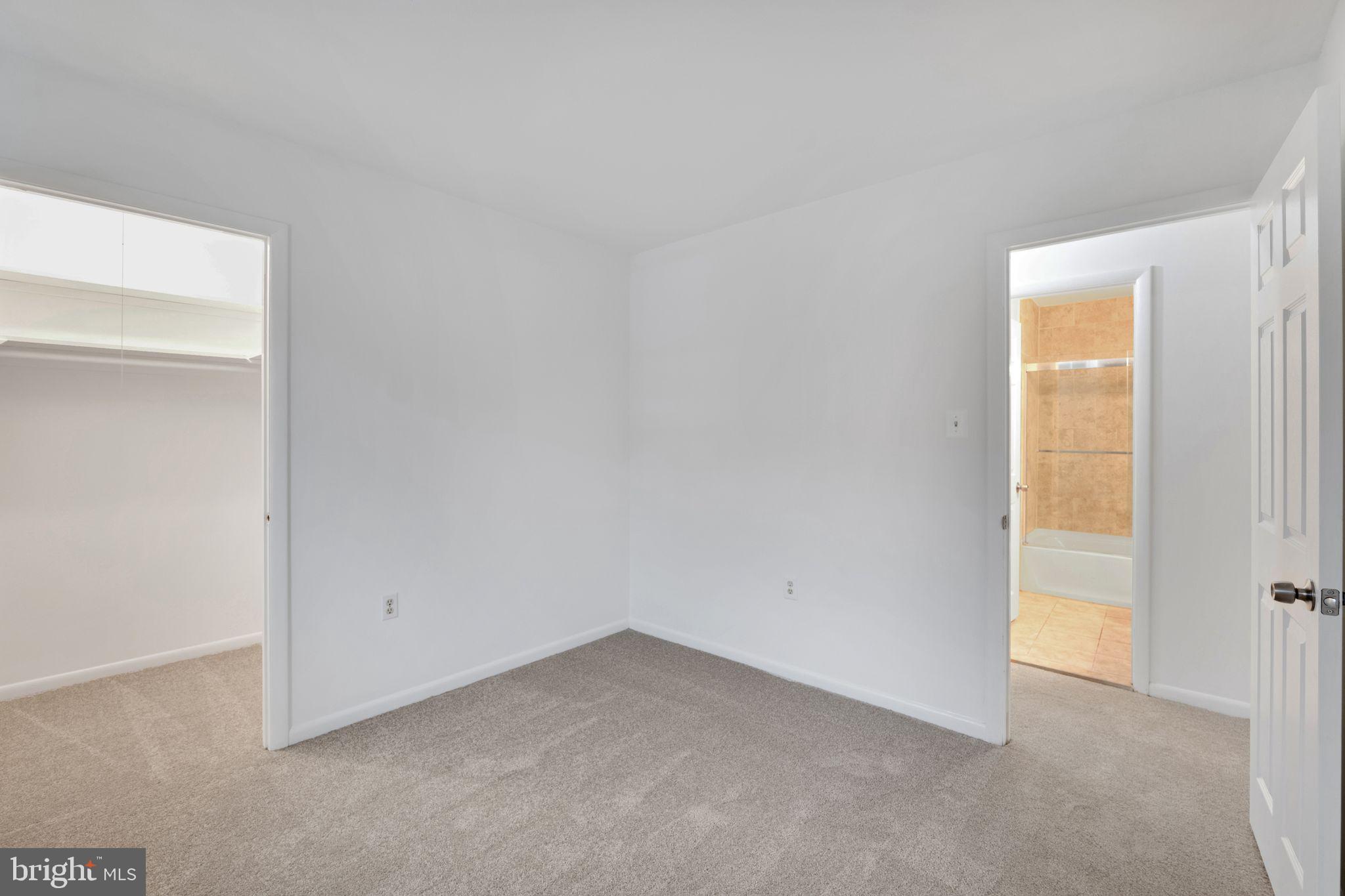 VALLEYWOOD - Residential