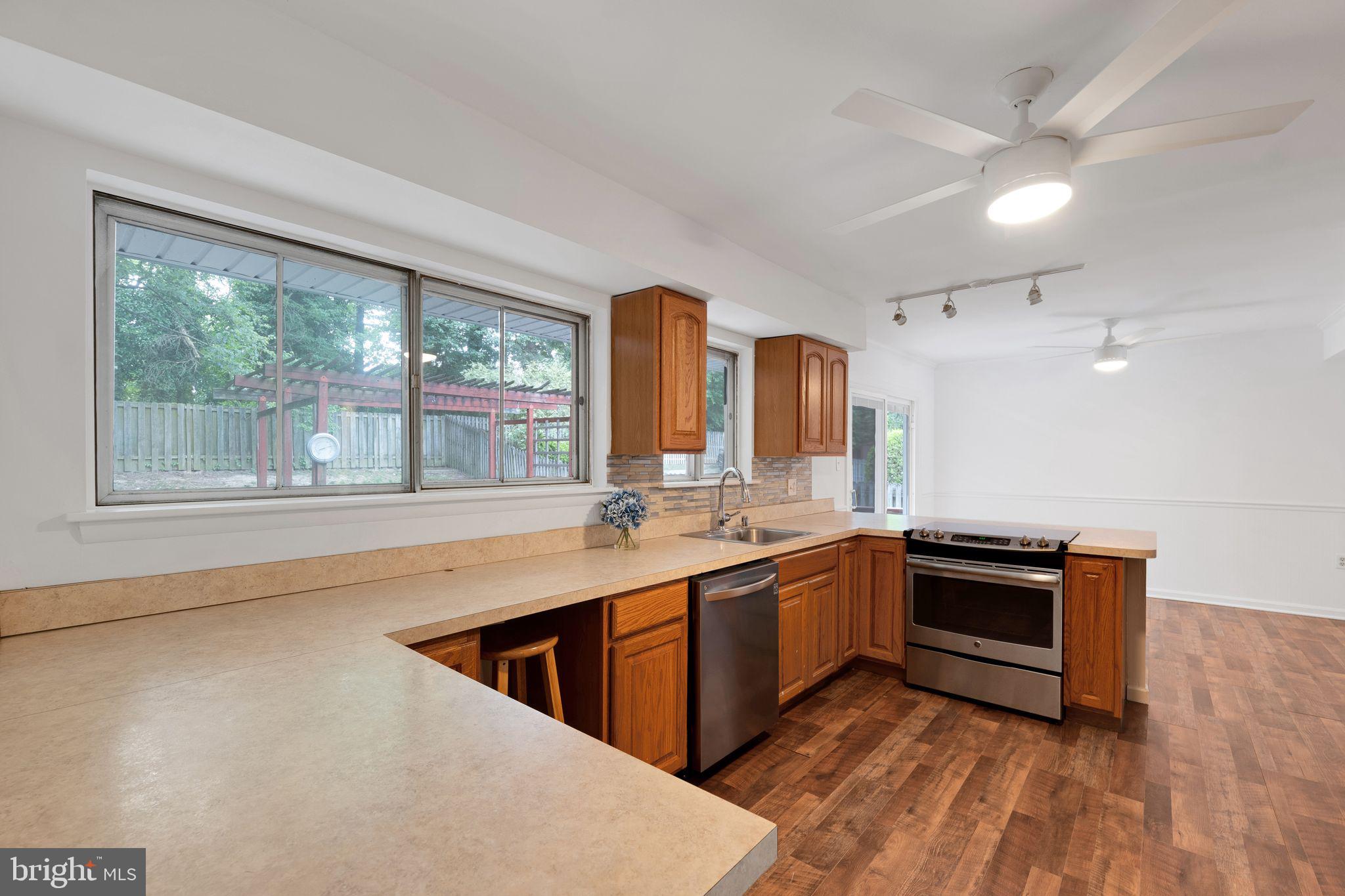 VALLEYWOOD - Residential