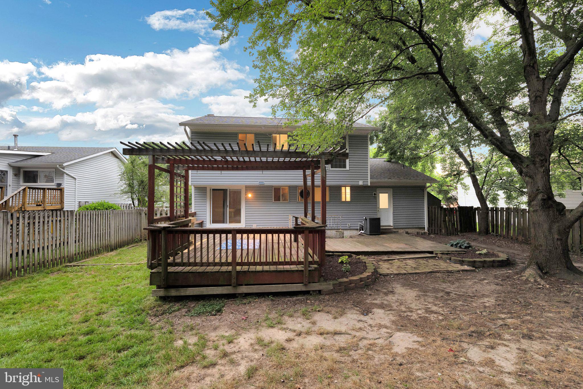 VALLEYWOOD - Residential