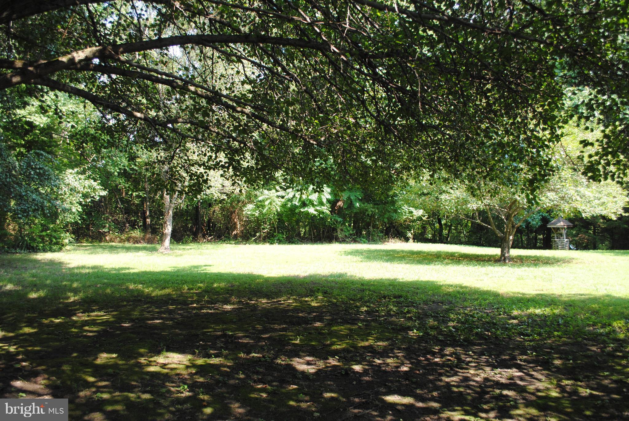 BEVERLY ESTATES - Residential