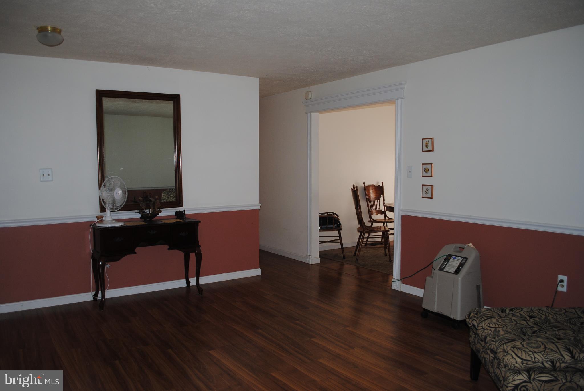 BEVERLY ESTATES - Residential