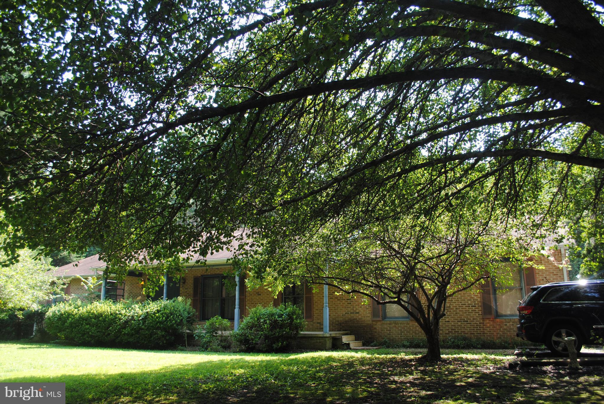 BEVERLY ESTATES - Residential