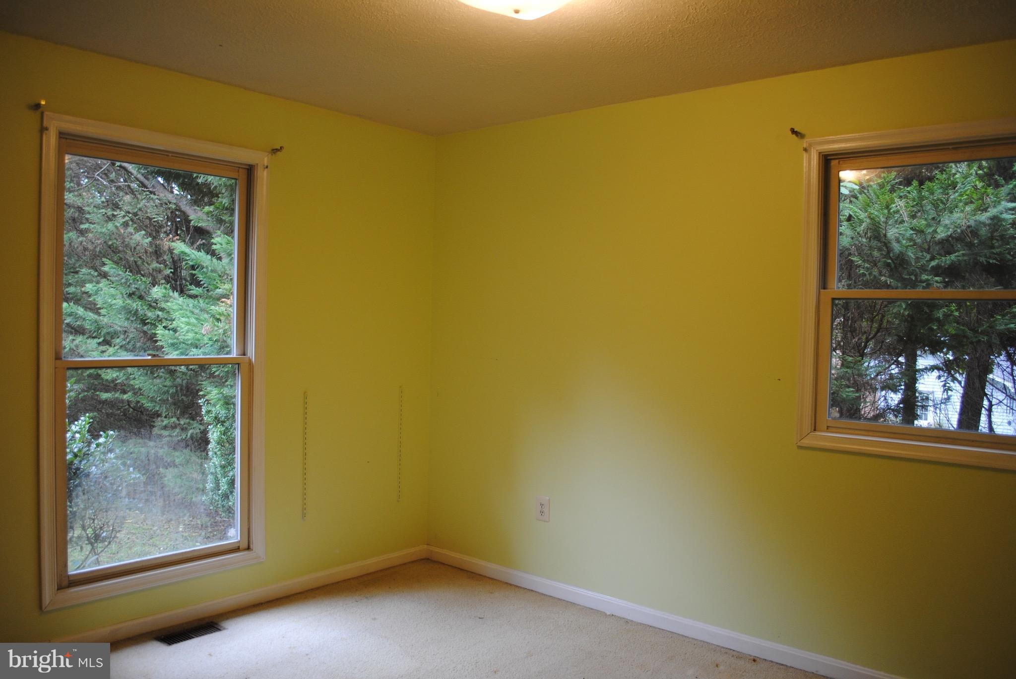 BEVERLY ESTATES - Residential