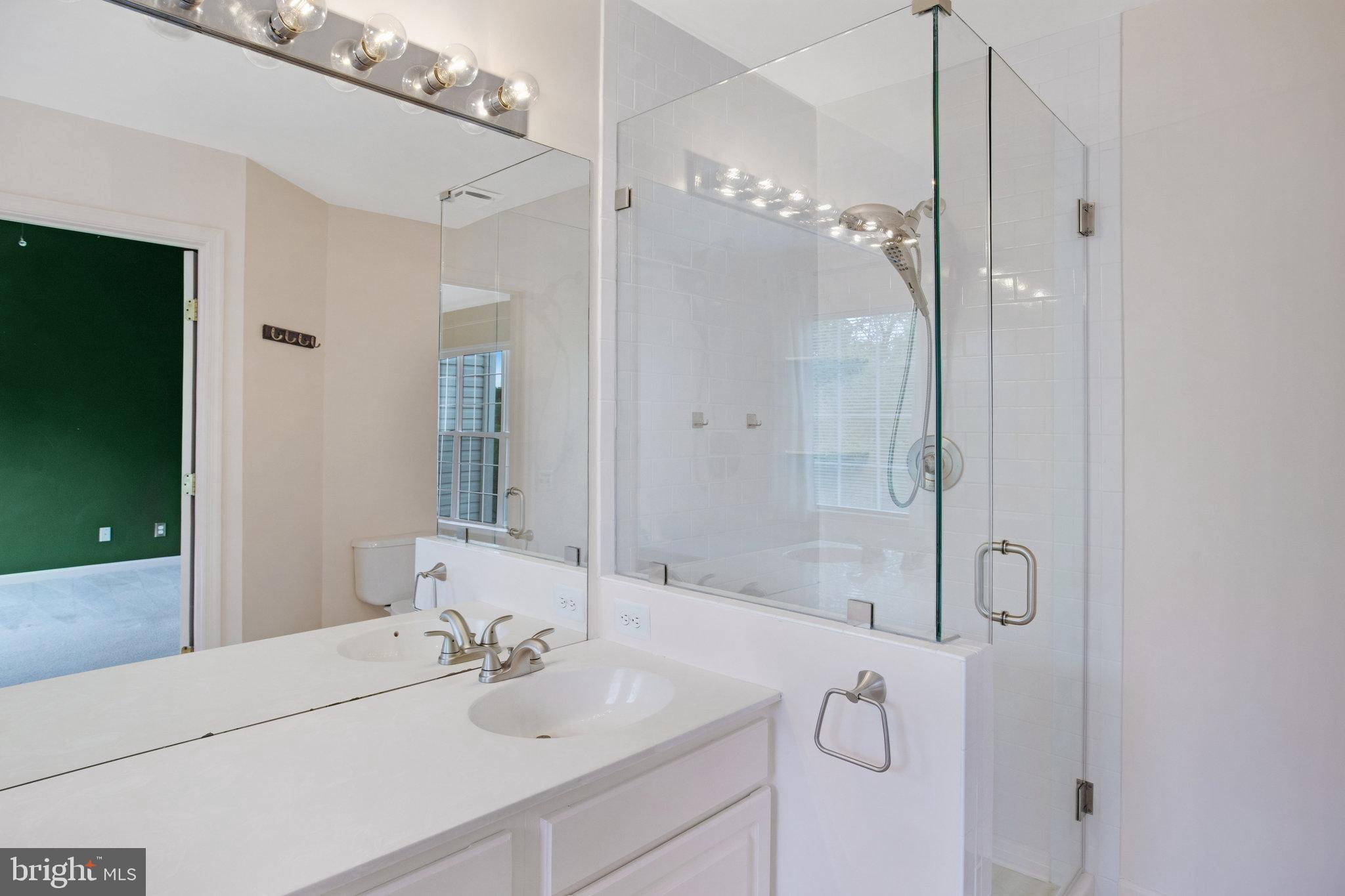 RIDGELEIGH - Residential Lease