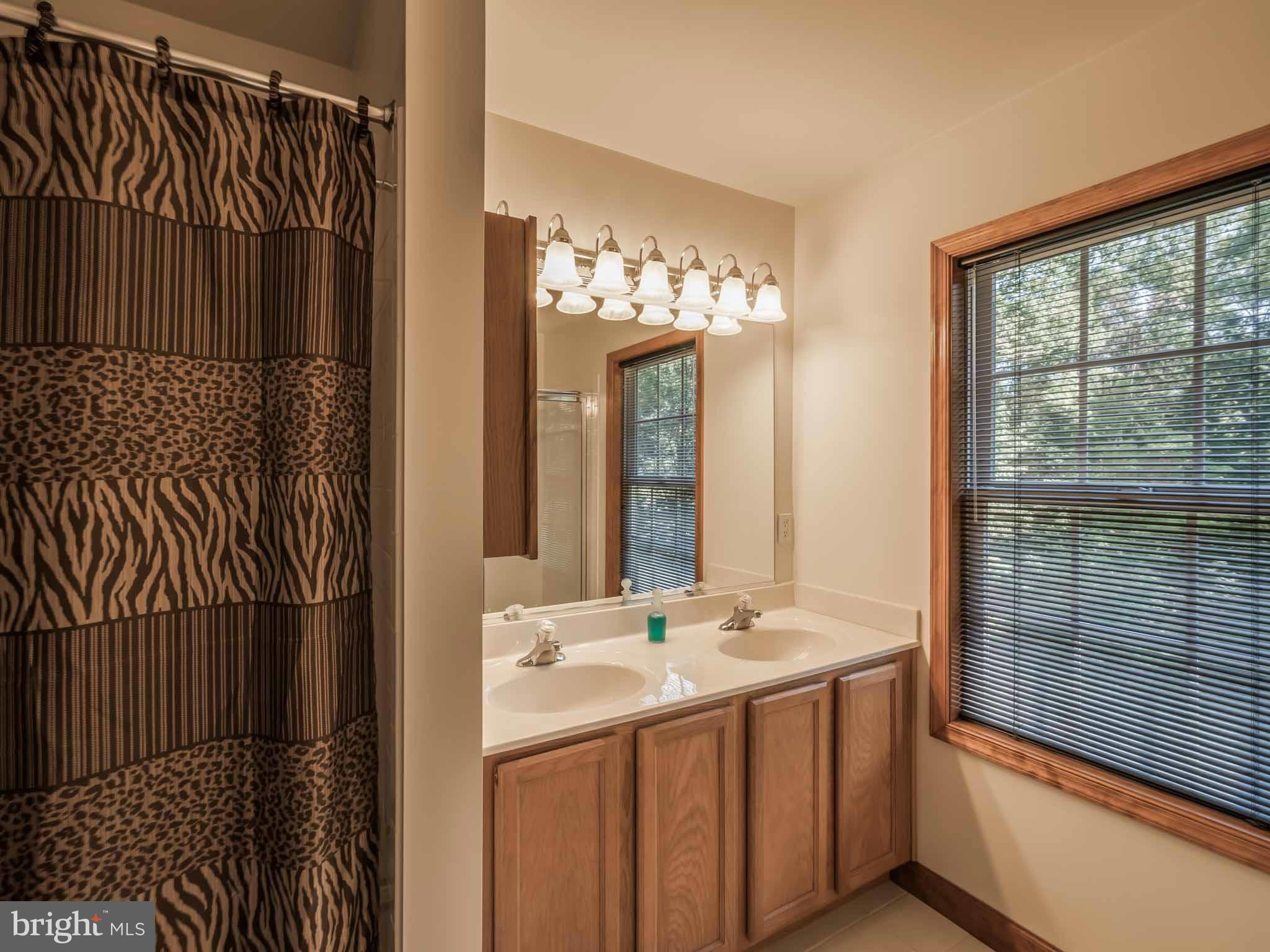 WHITE SANDS - Residential