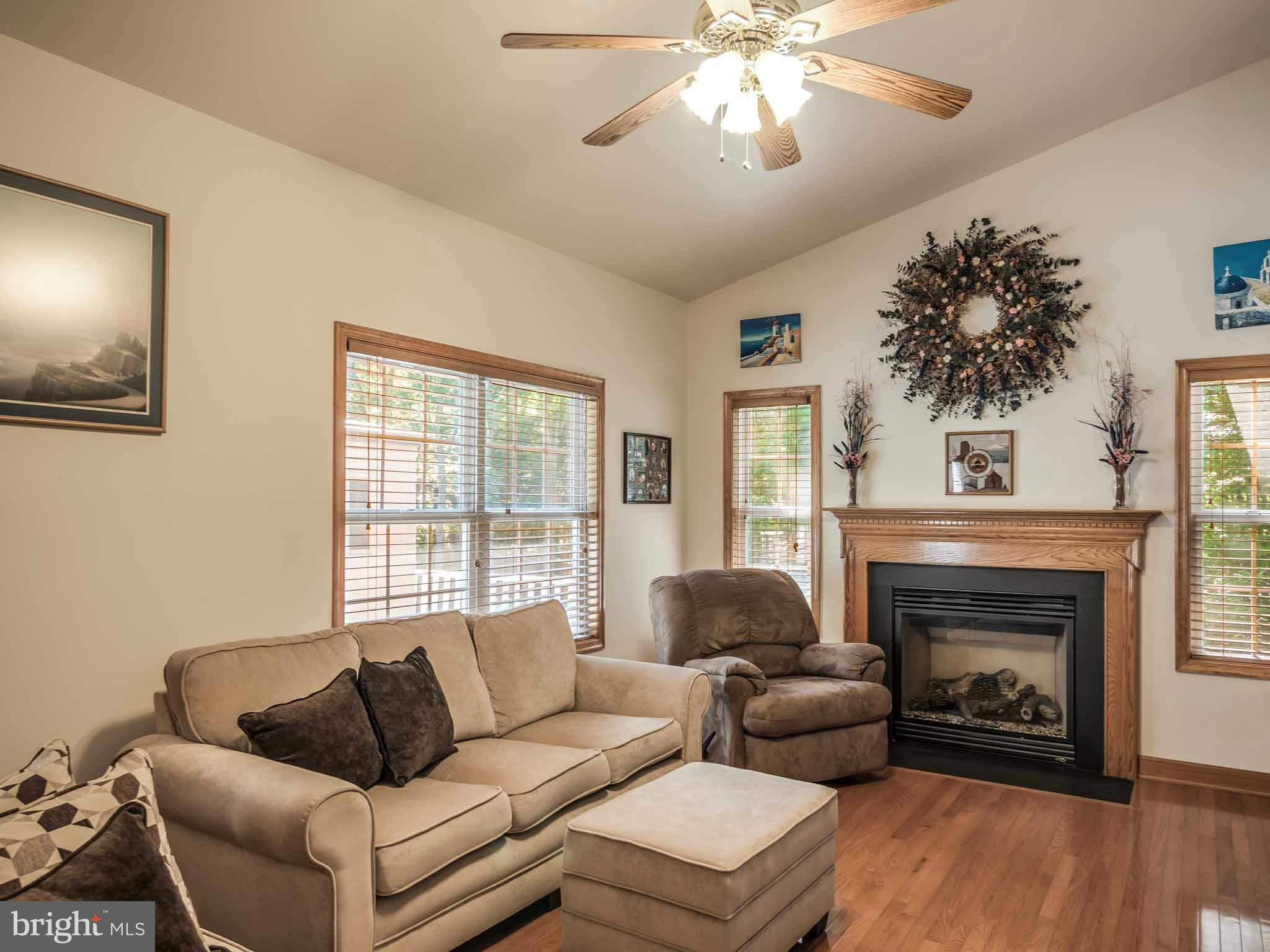 WHITE SANDS - Residential