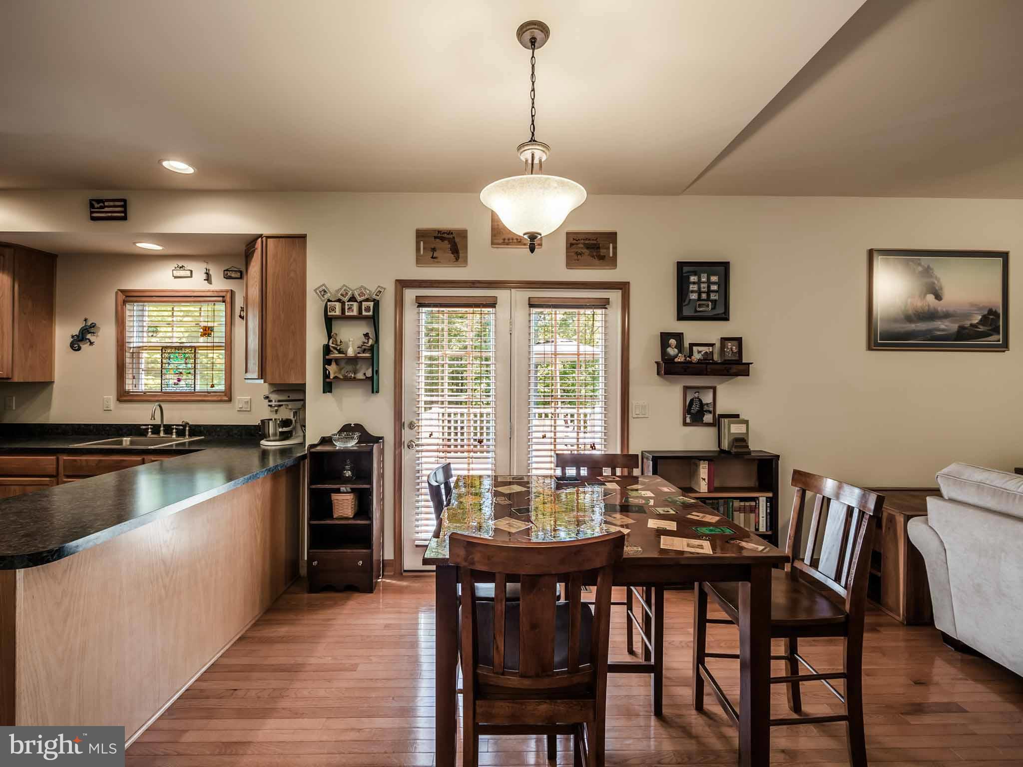 WHITE SANDS - Residential