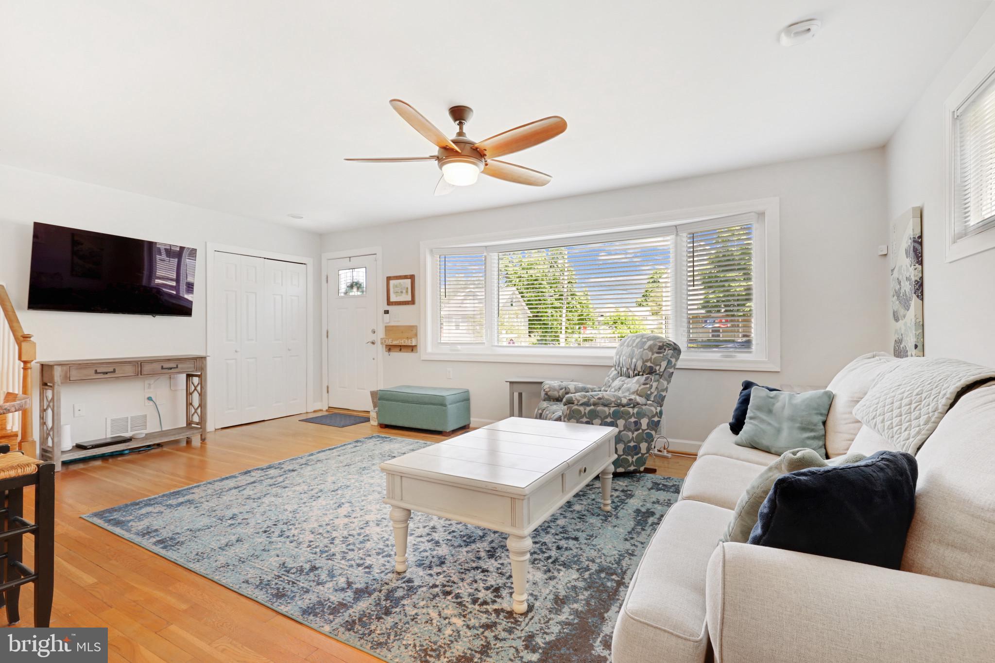 INGLEWOOD - Residential