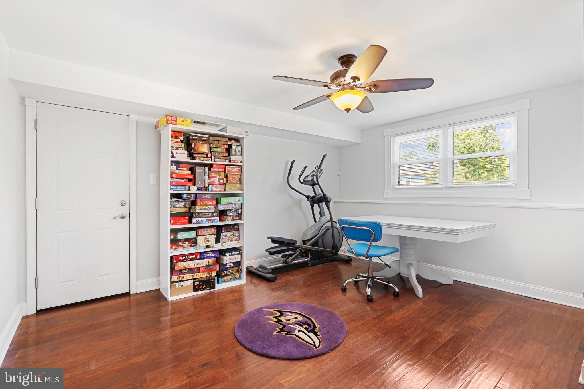 INGLEWOOD - Residential