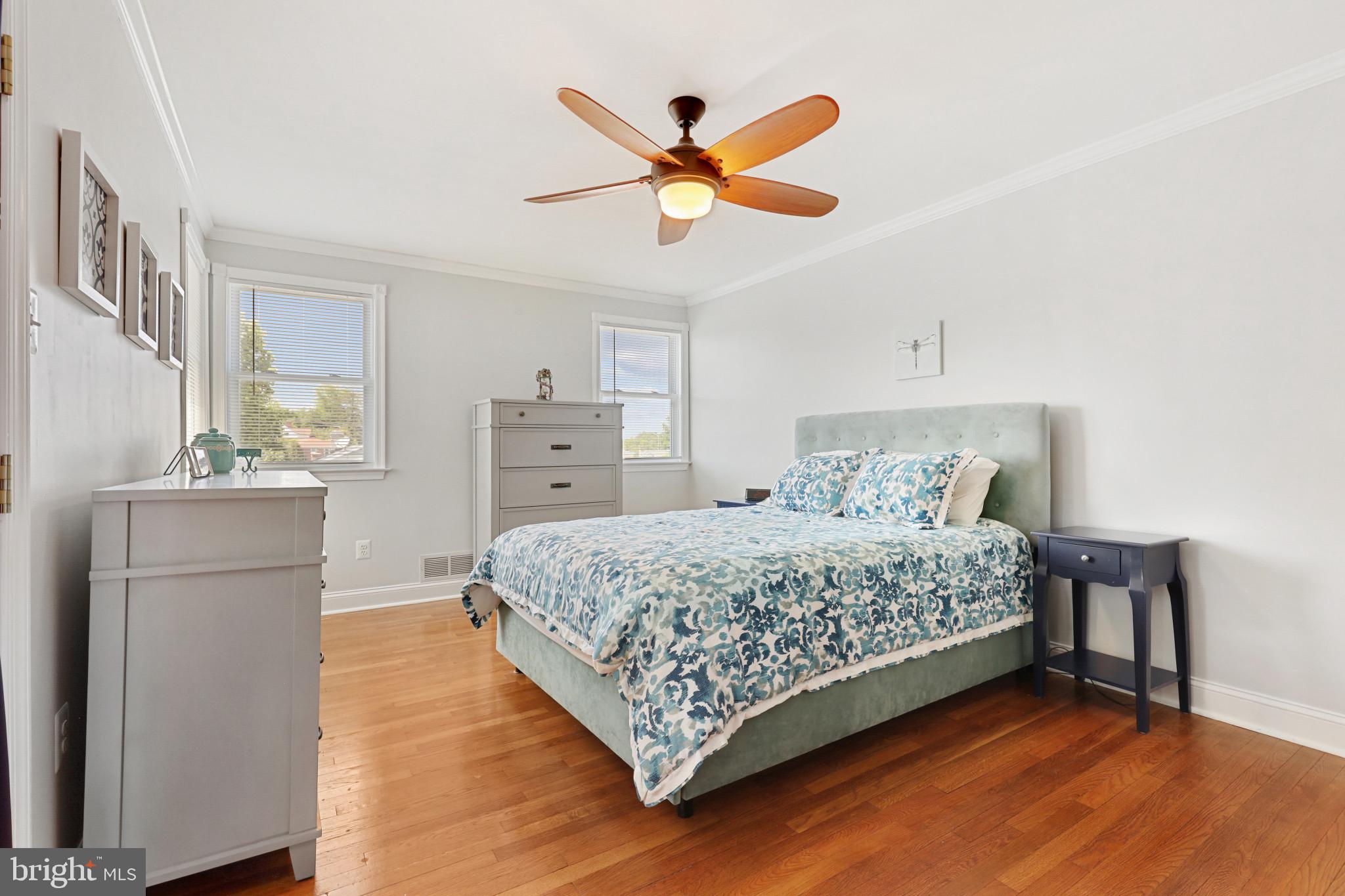 INGLEWOOD - Residential