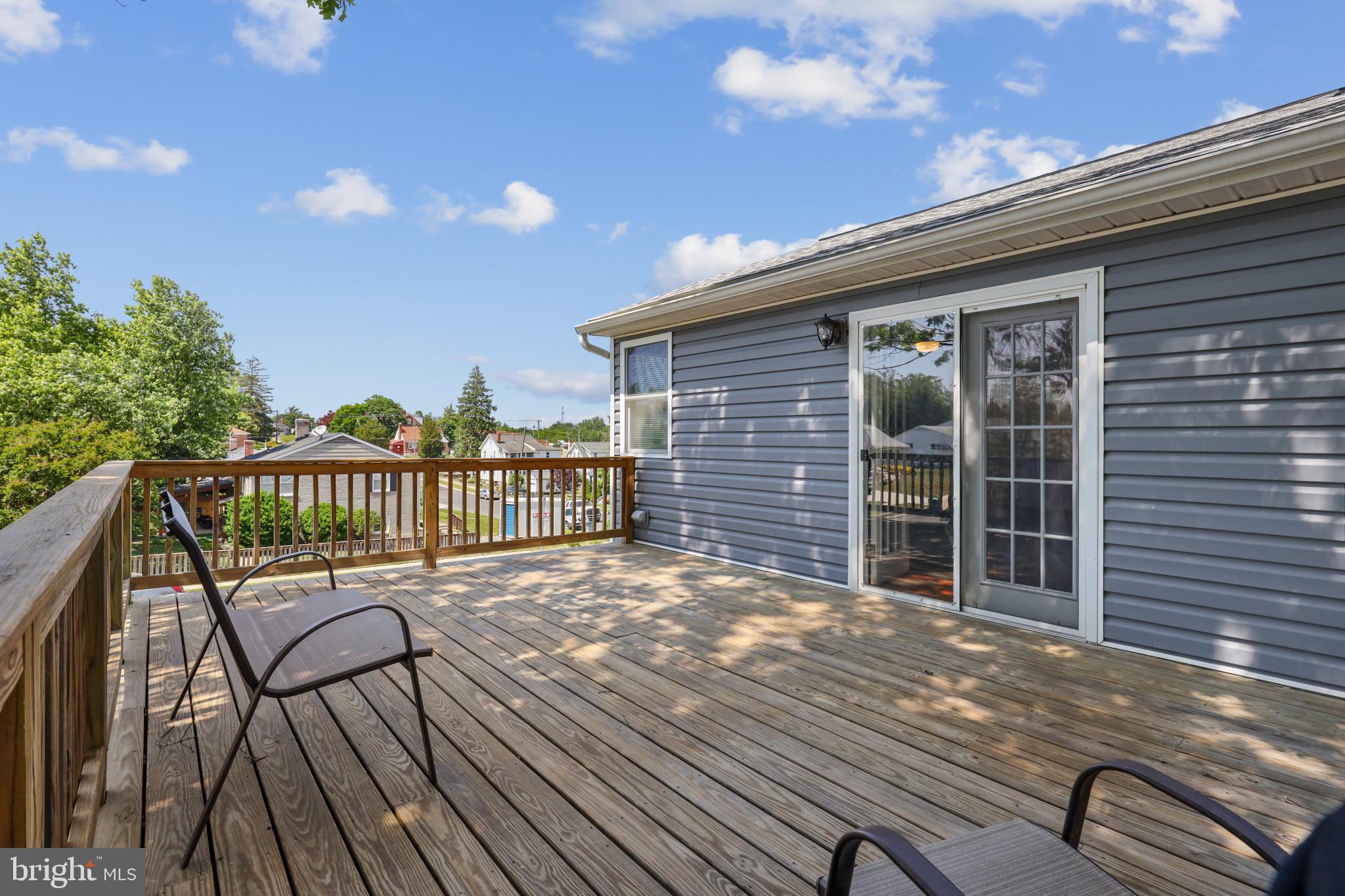 INGLEWOOD - Residential