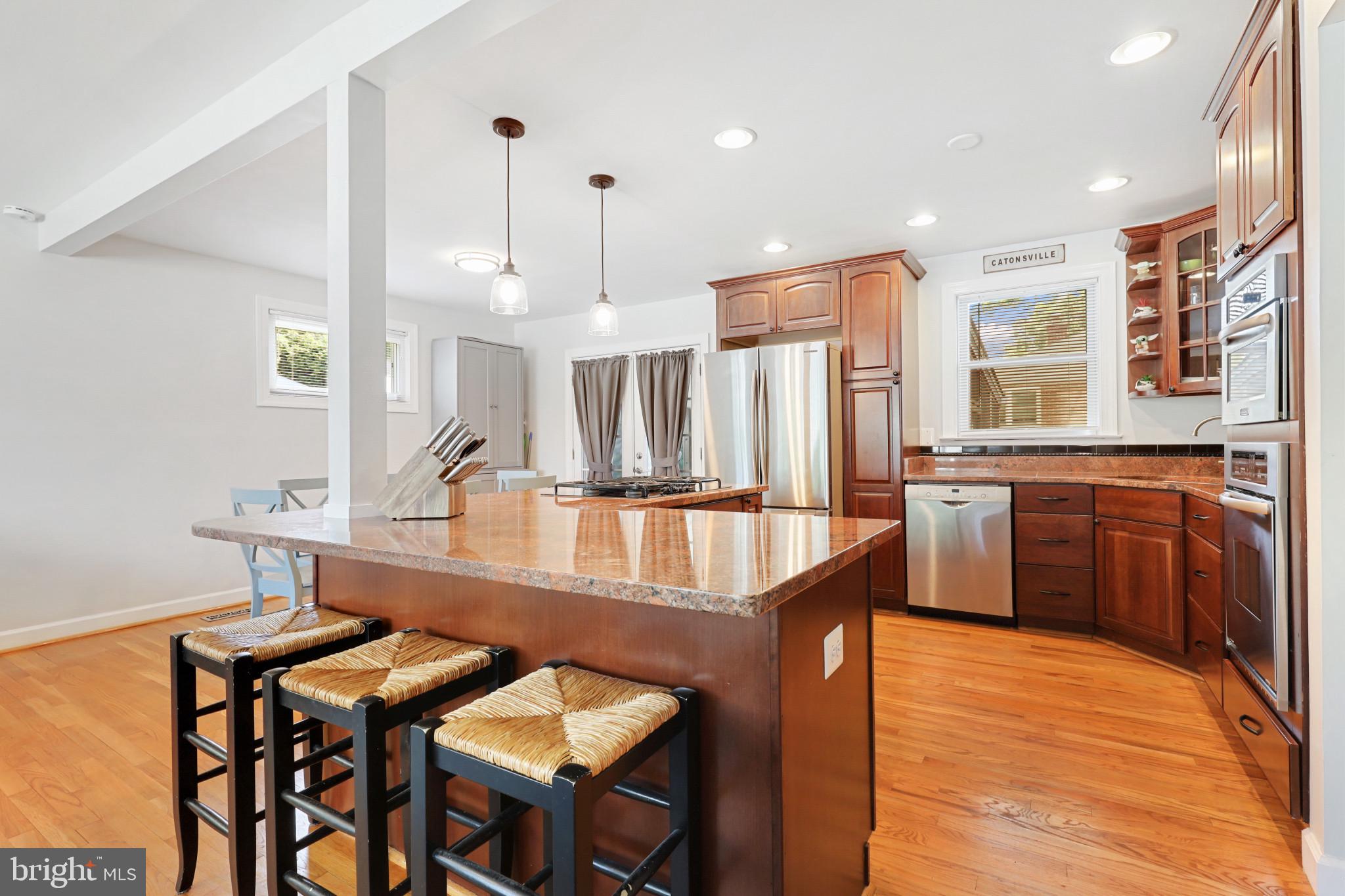 INGLEWOOD - Residential