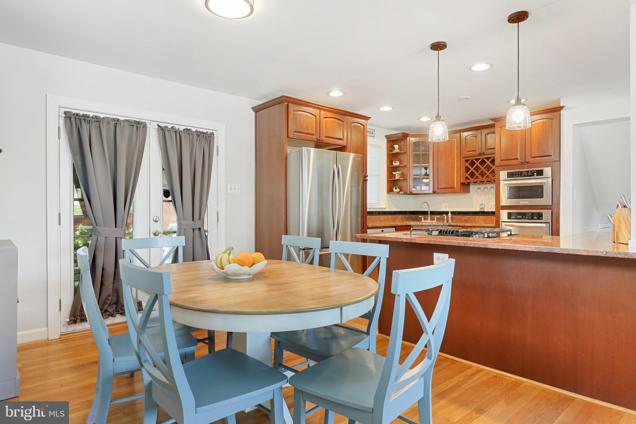 INGLEWOOD - Residential