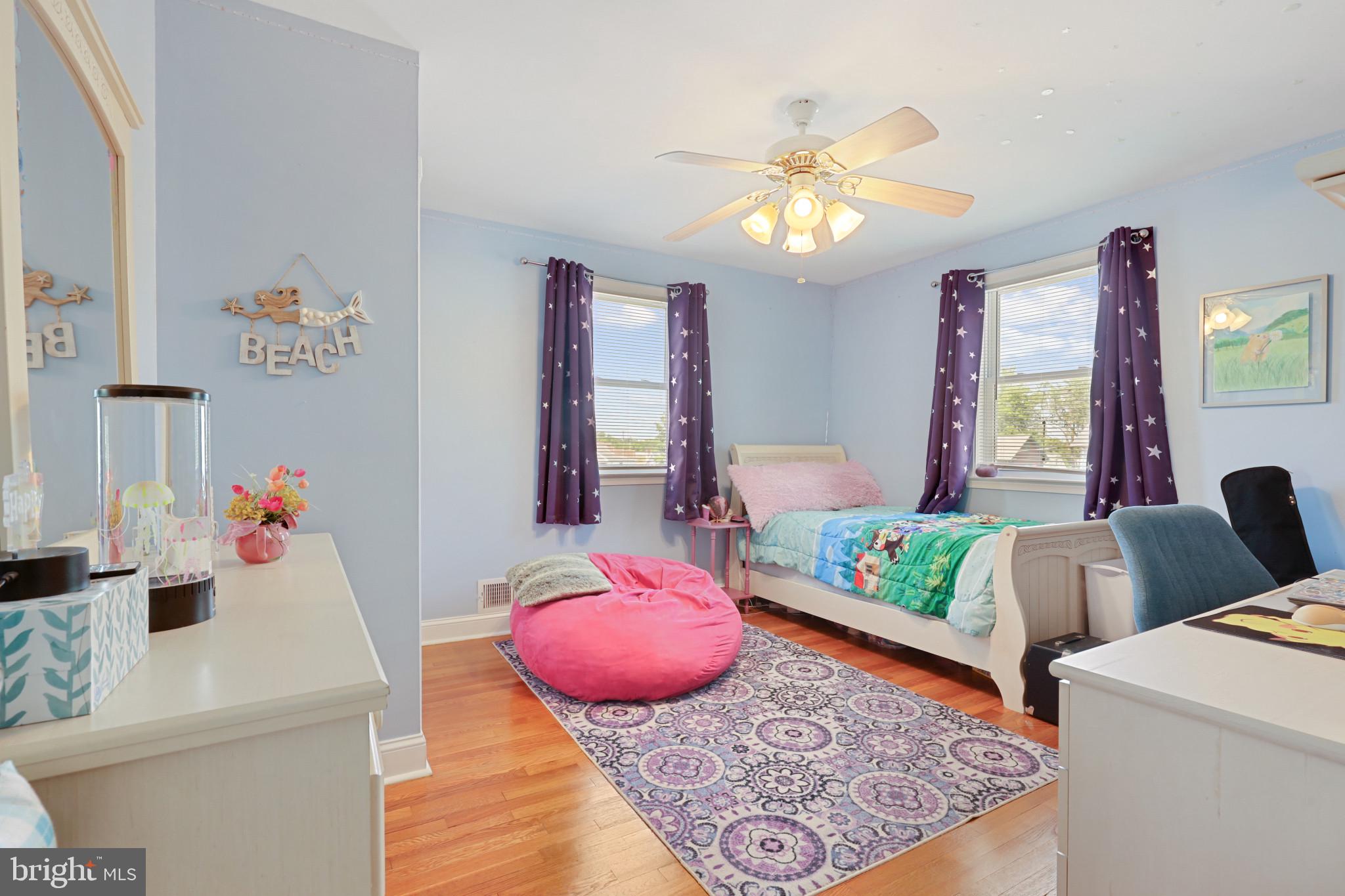 INGLEWOOD - Residential