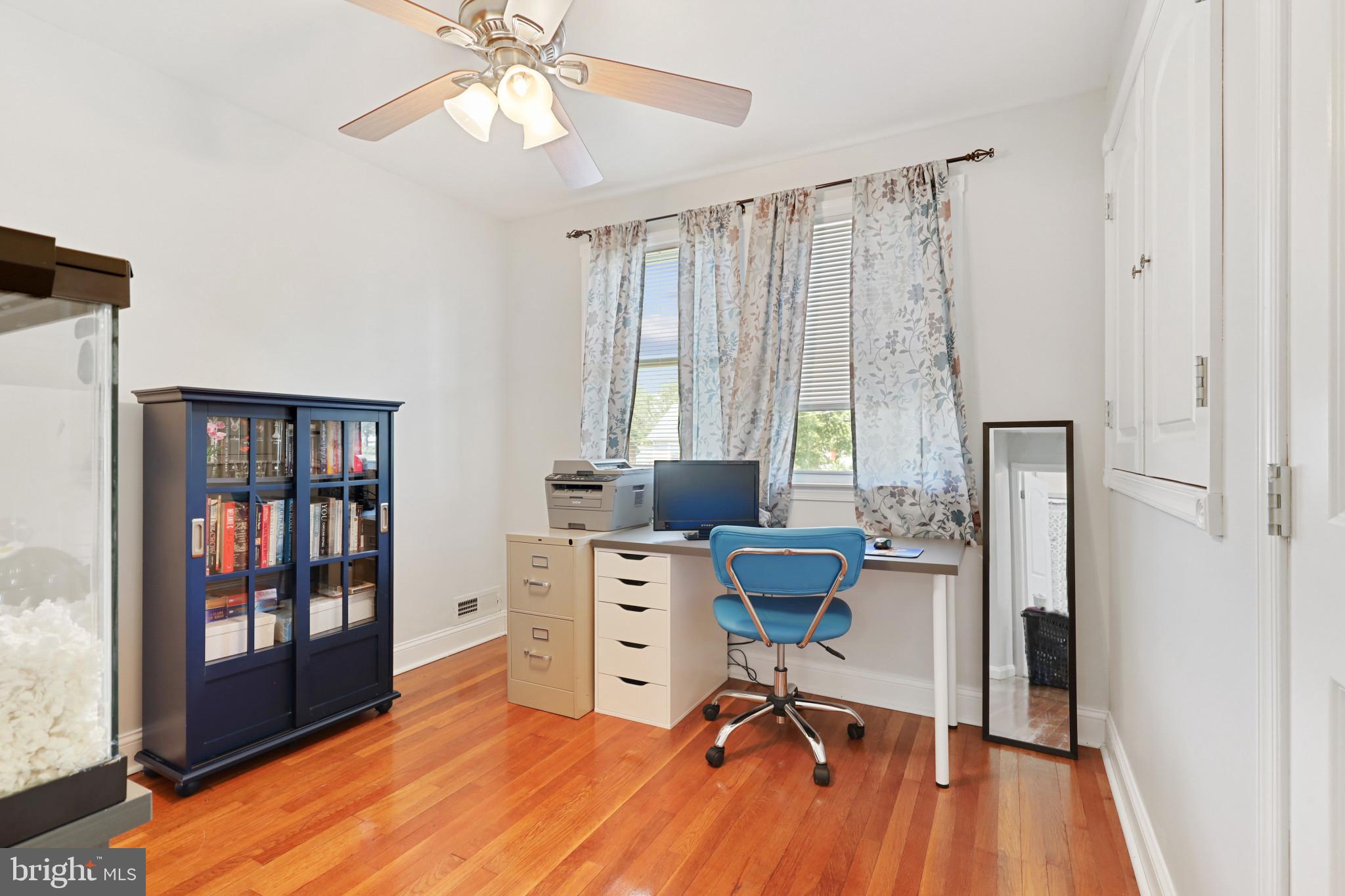 INGLEWOOD - Residential