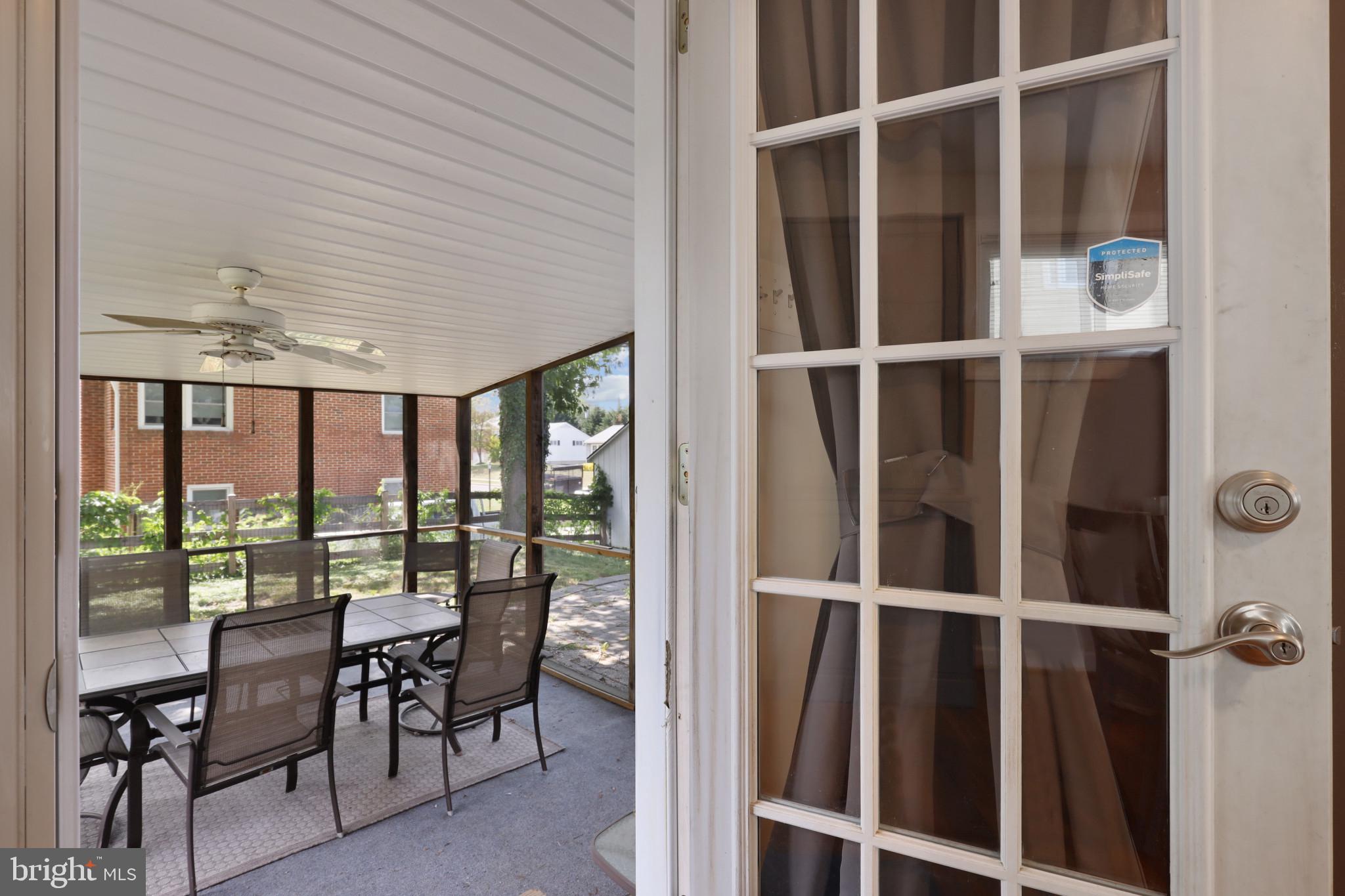 INGLEWOOD - Residential