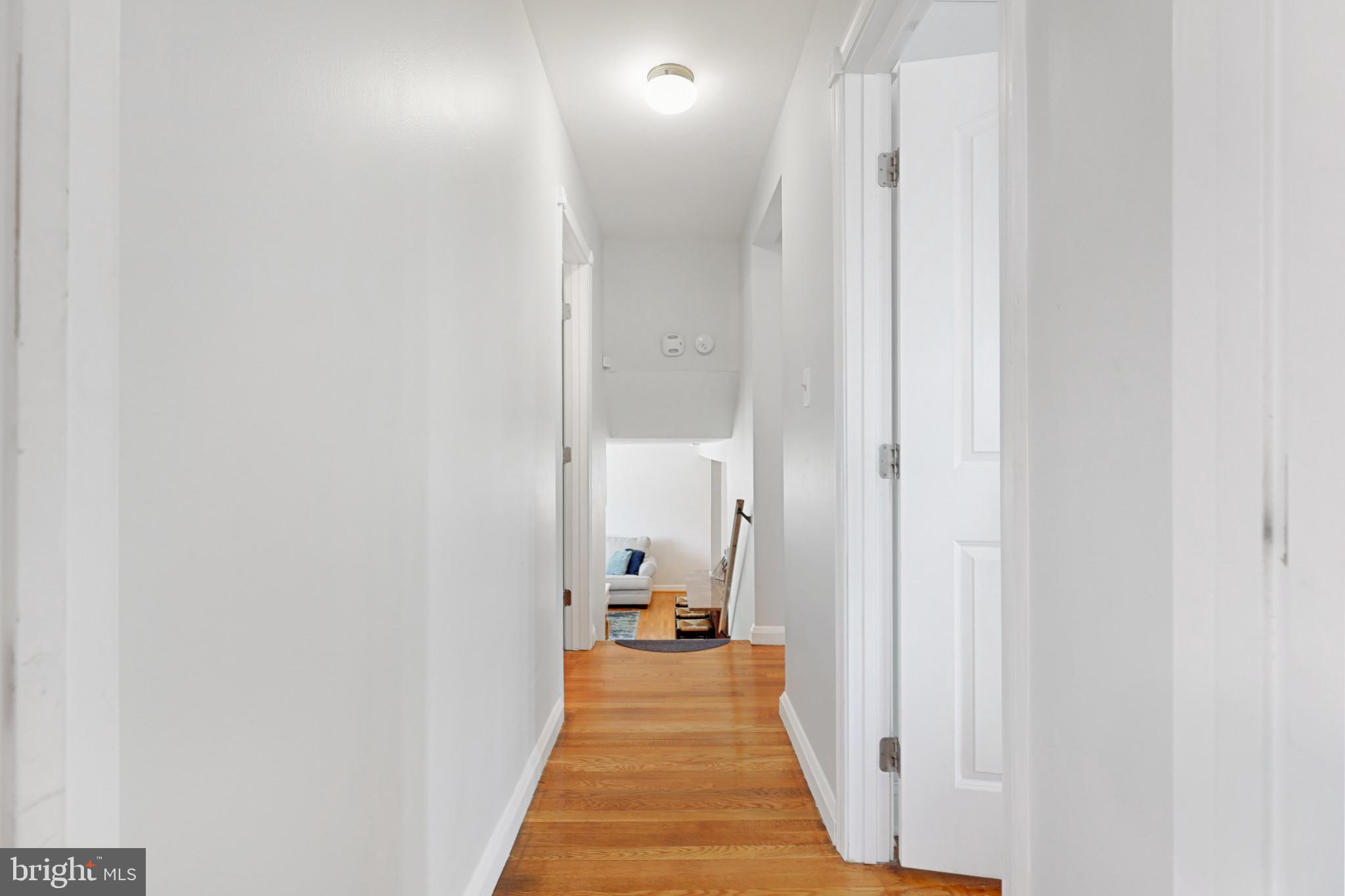 INGLEWOOD - Residential