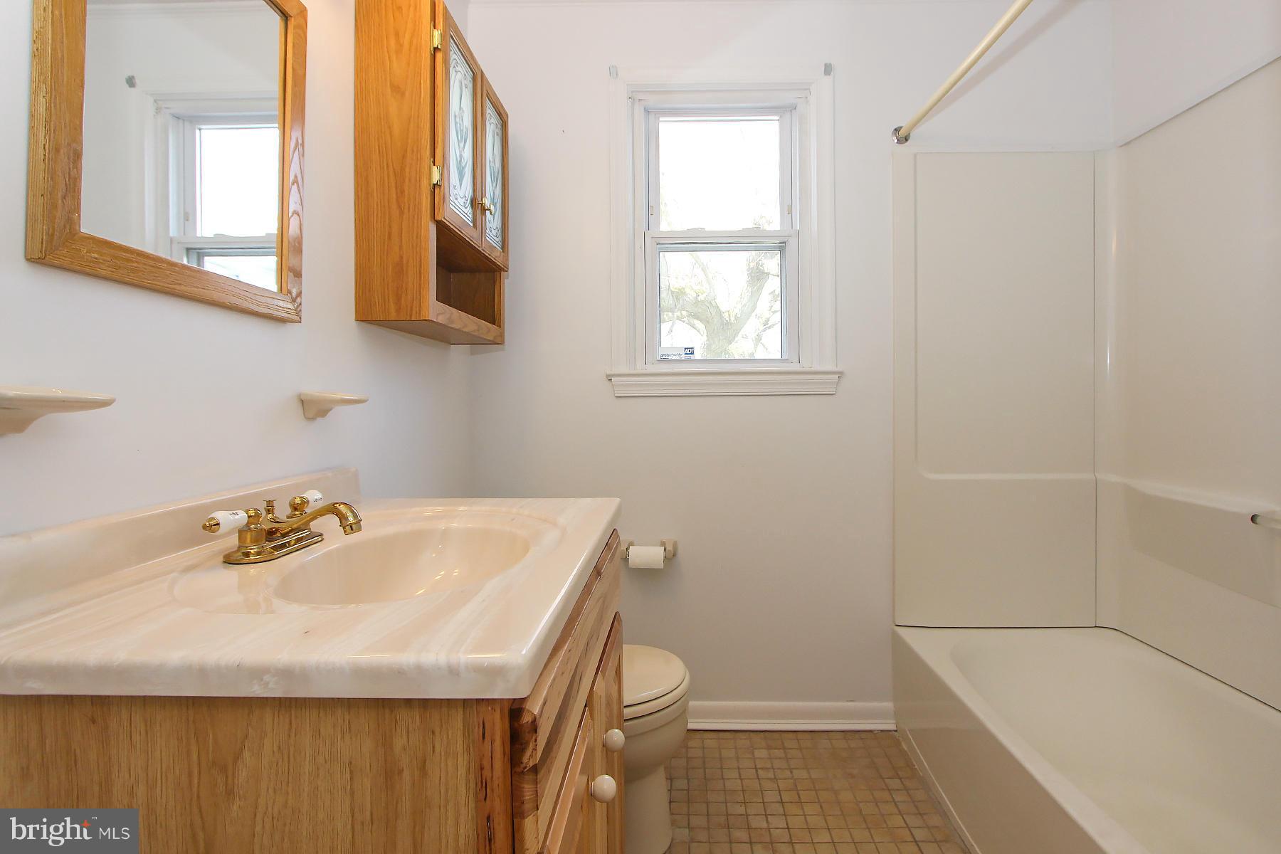 BARNESVILLE OUTSIDE - Residential