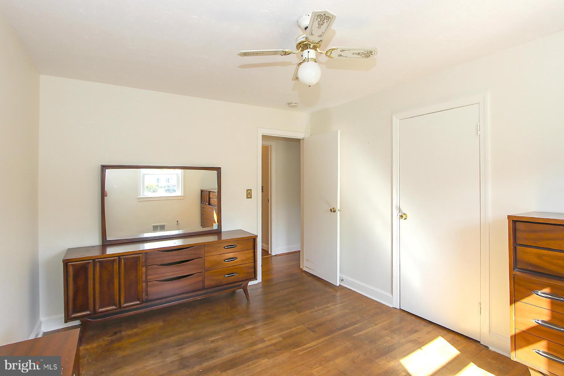 BARNESVILLE OUTSIDE - Residential