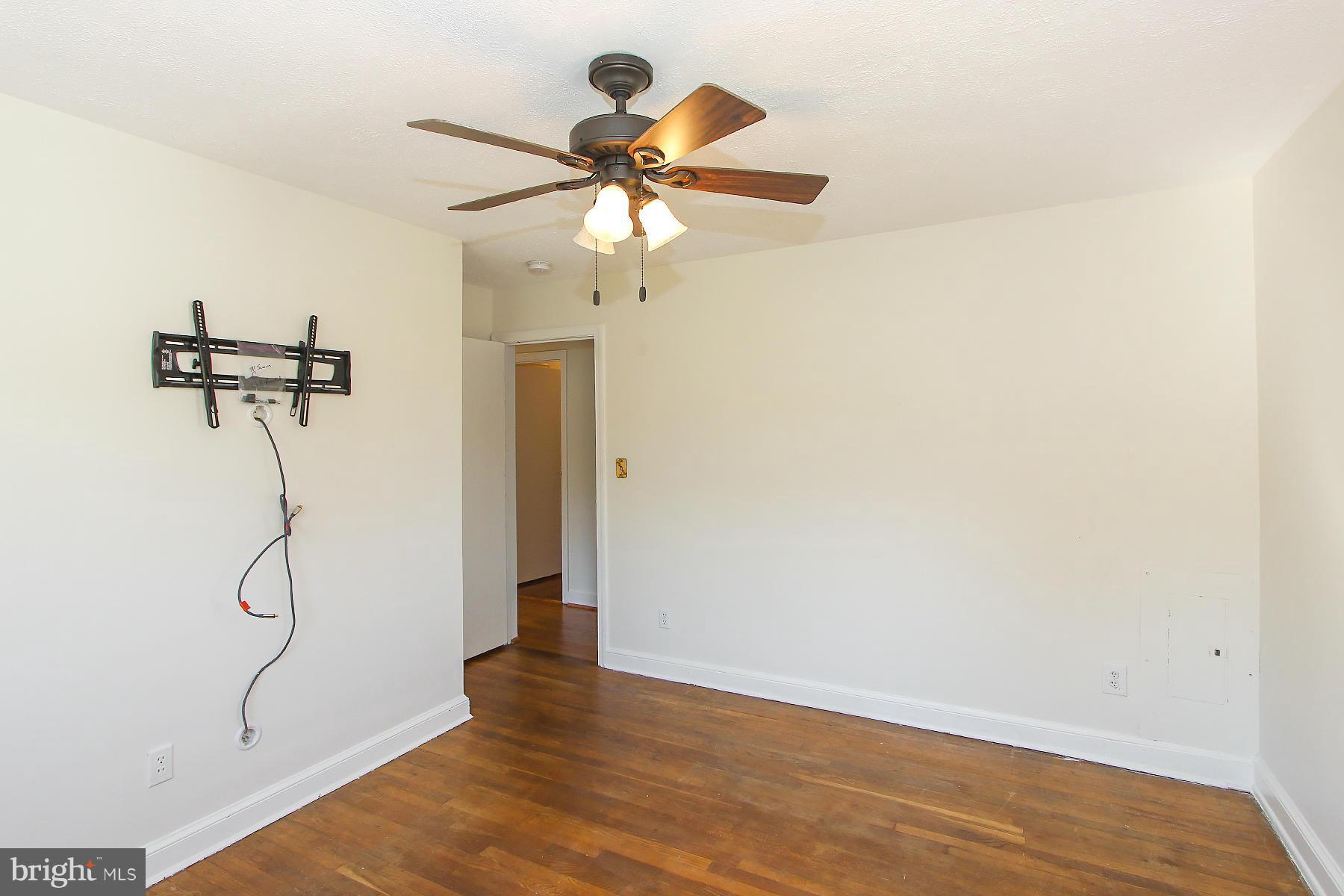 BARNESVILLE OUTSIDE - Residential