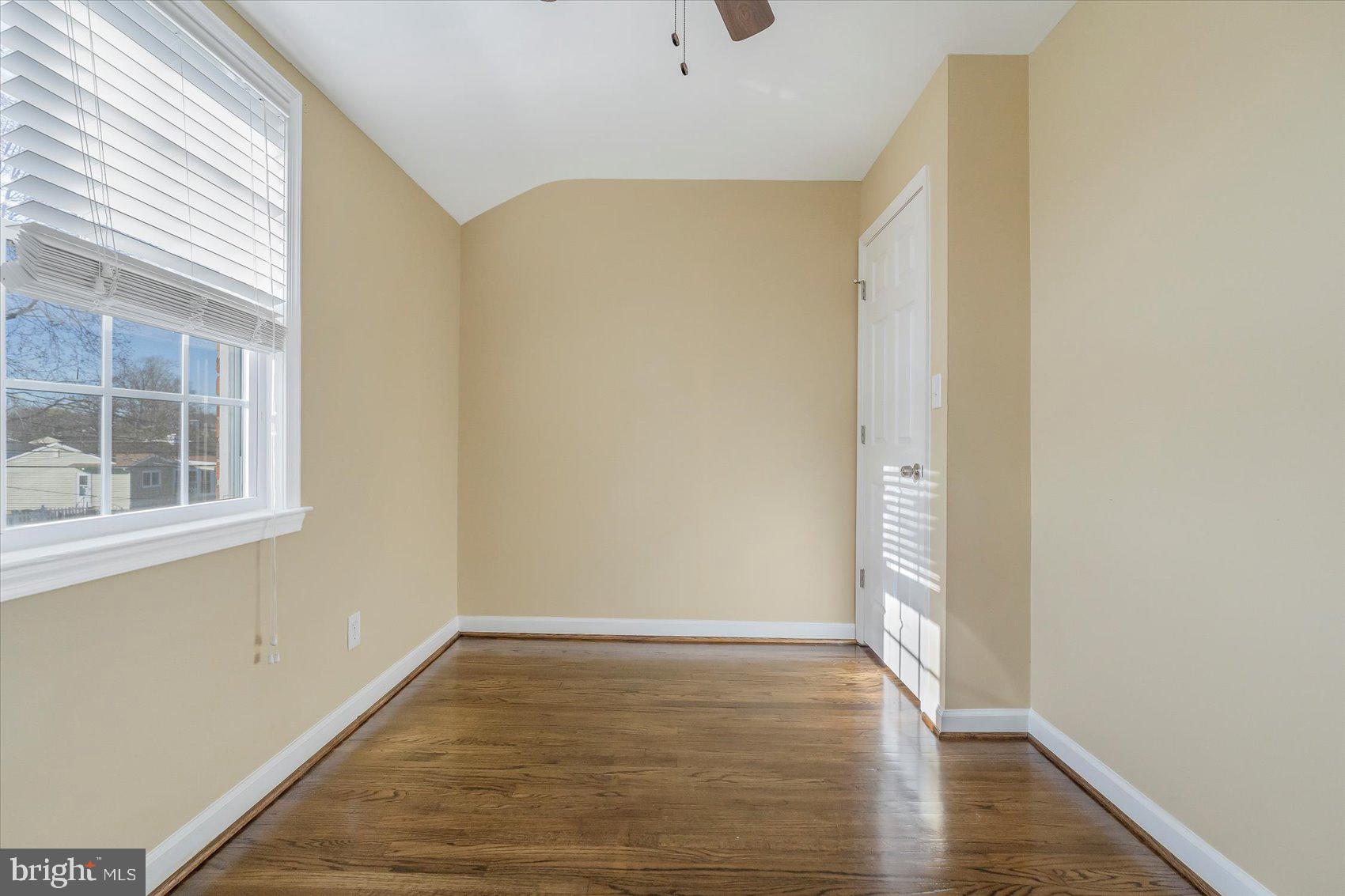 LAURELDALE - Residential