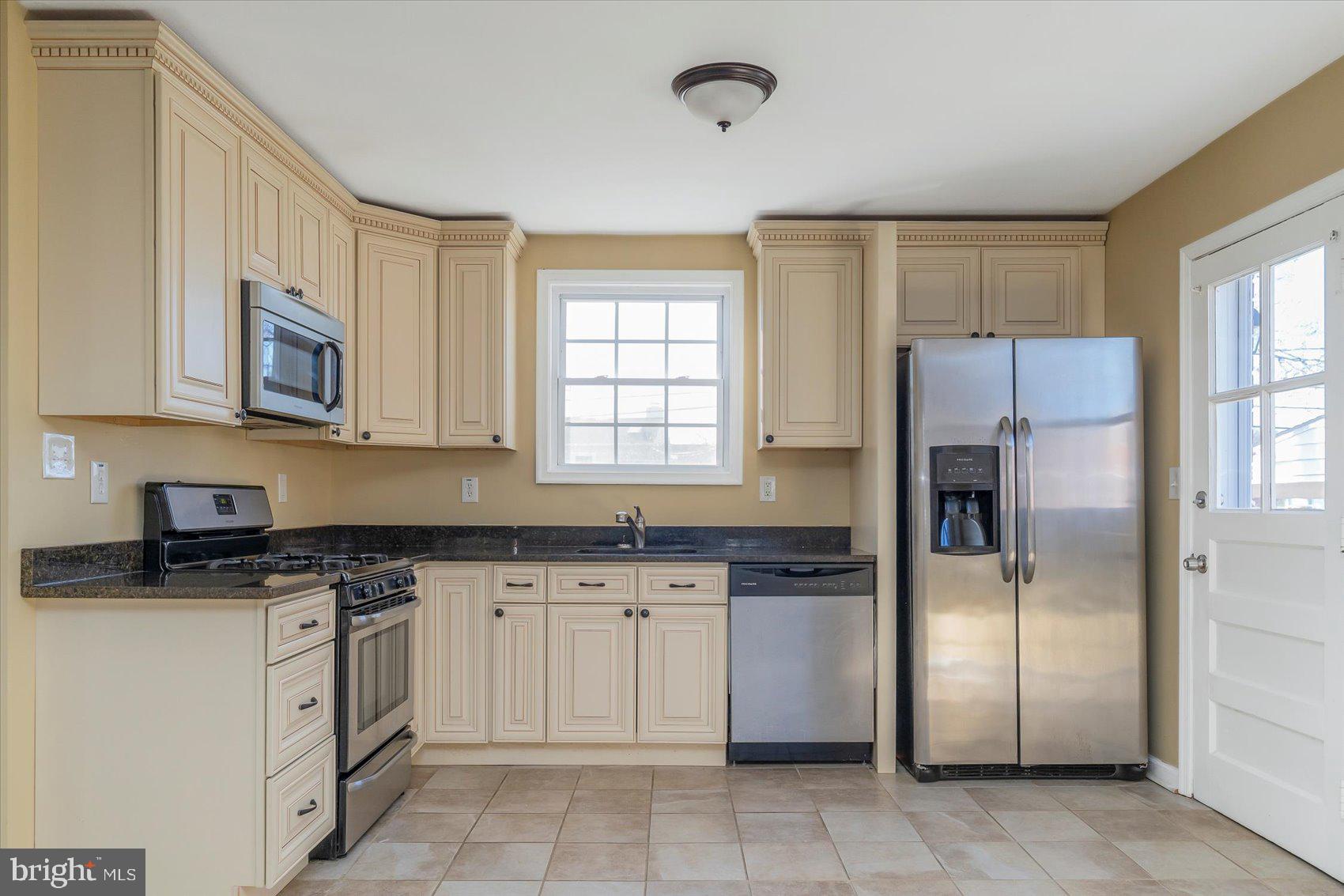 LAURELDALE - Residential