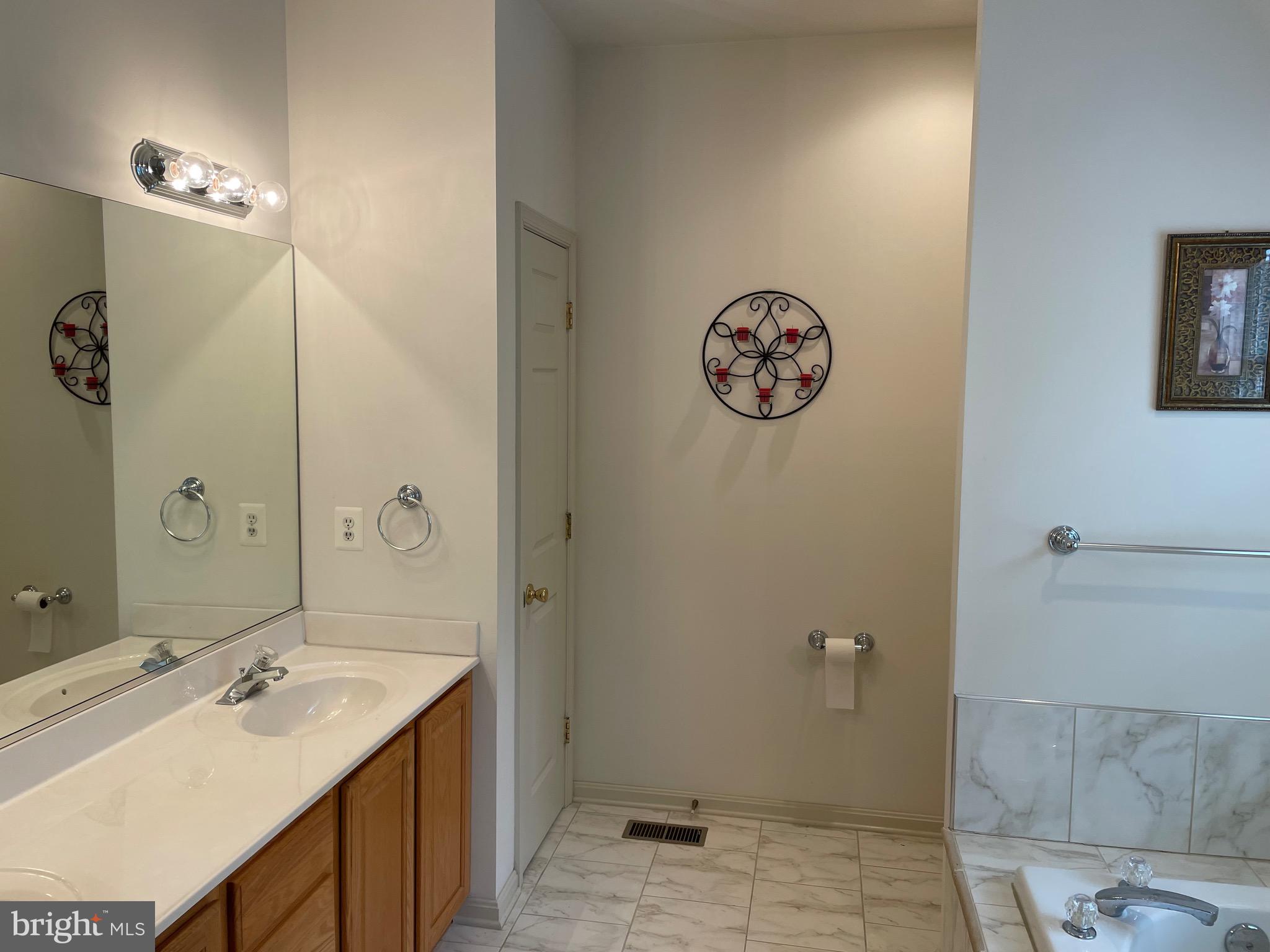 HOPELANDS - Residential