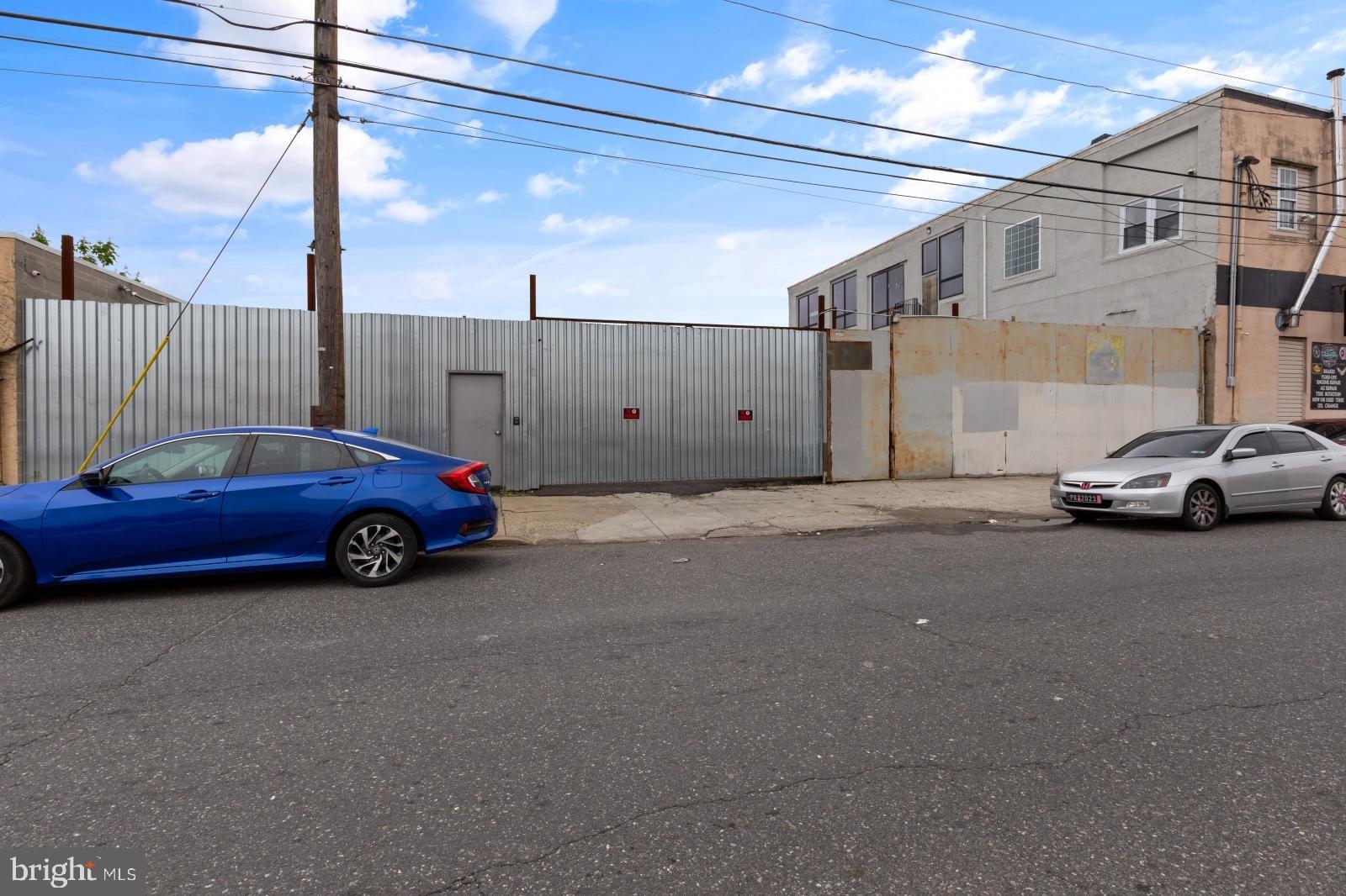PORT RICHMOND - Commercial Lease