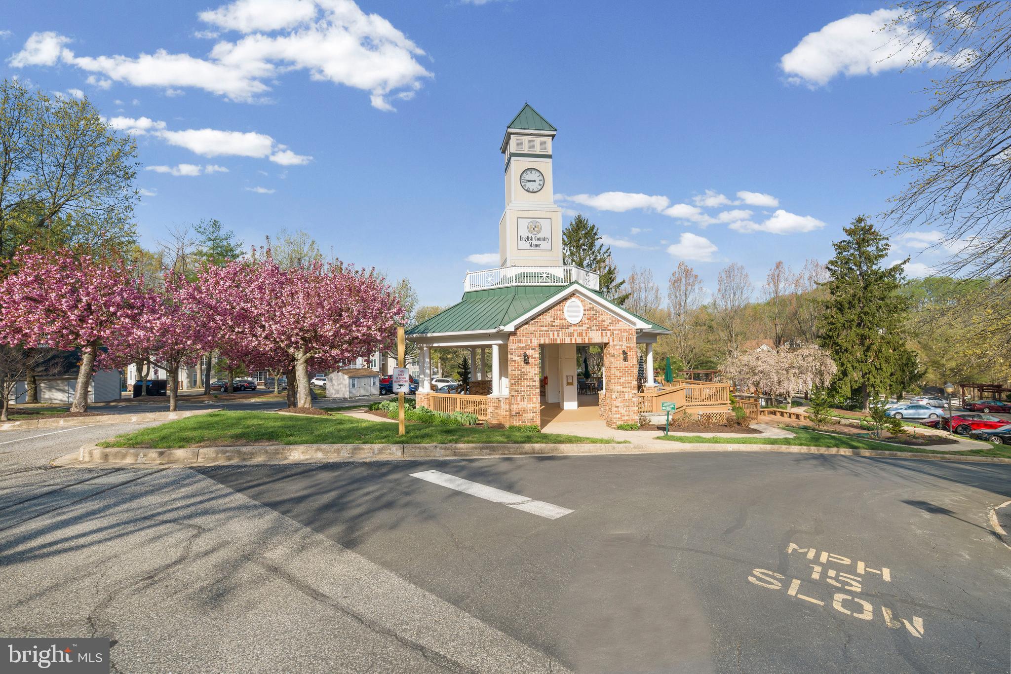 ENGLISH COUNTRY MANOR - Residential