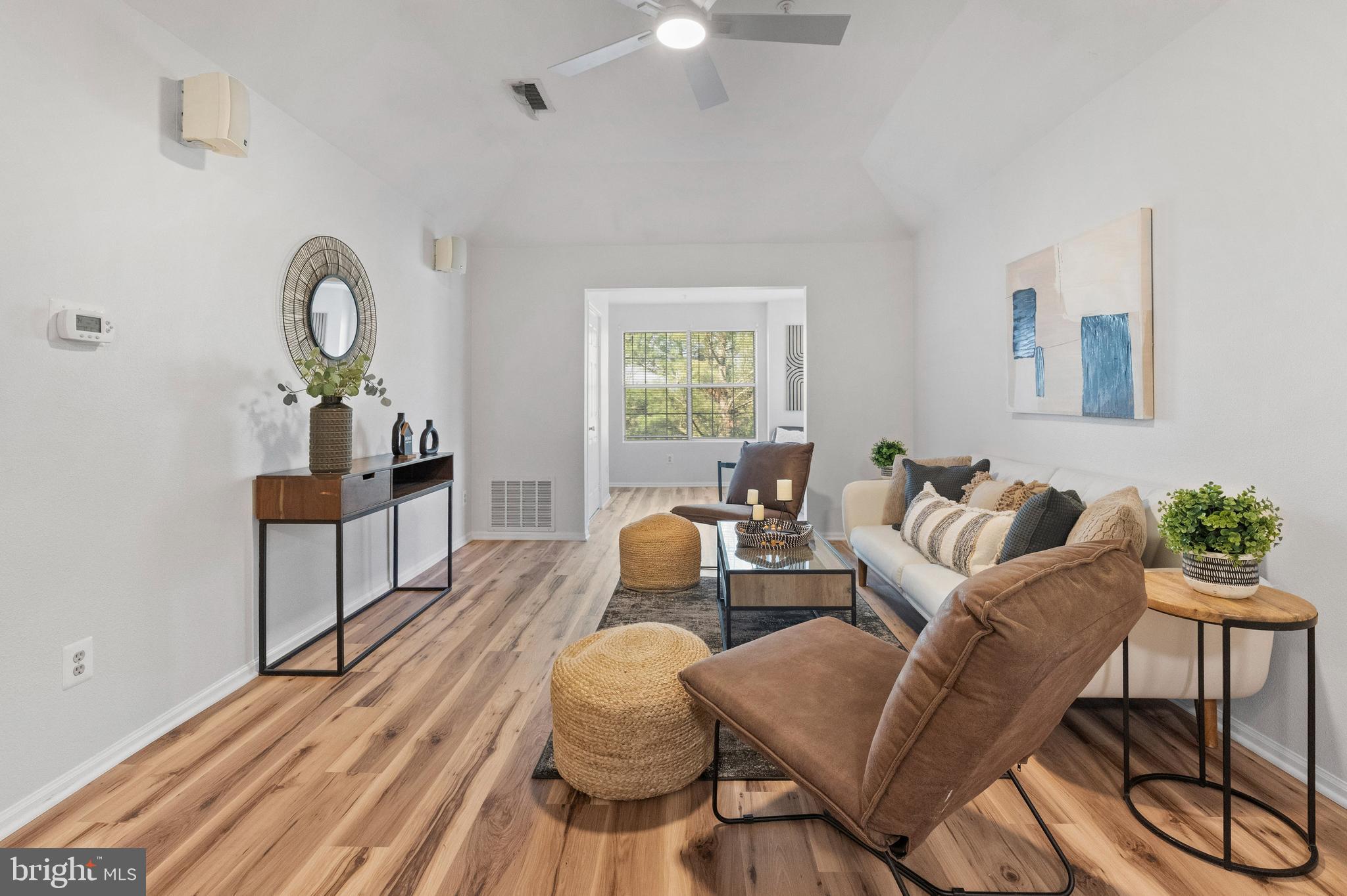 ENGLISH COUNTRY MANOR - Residential