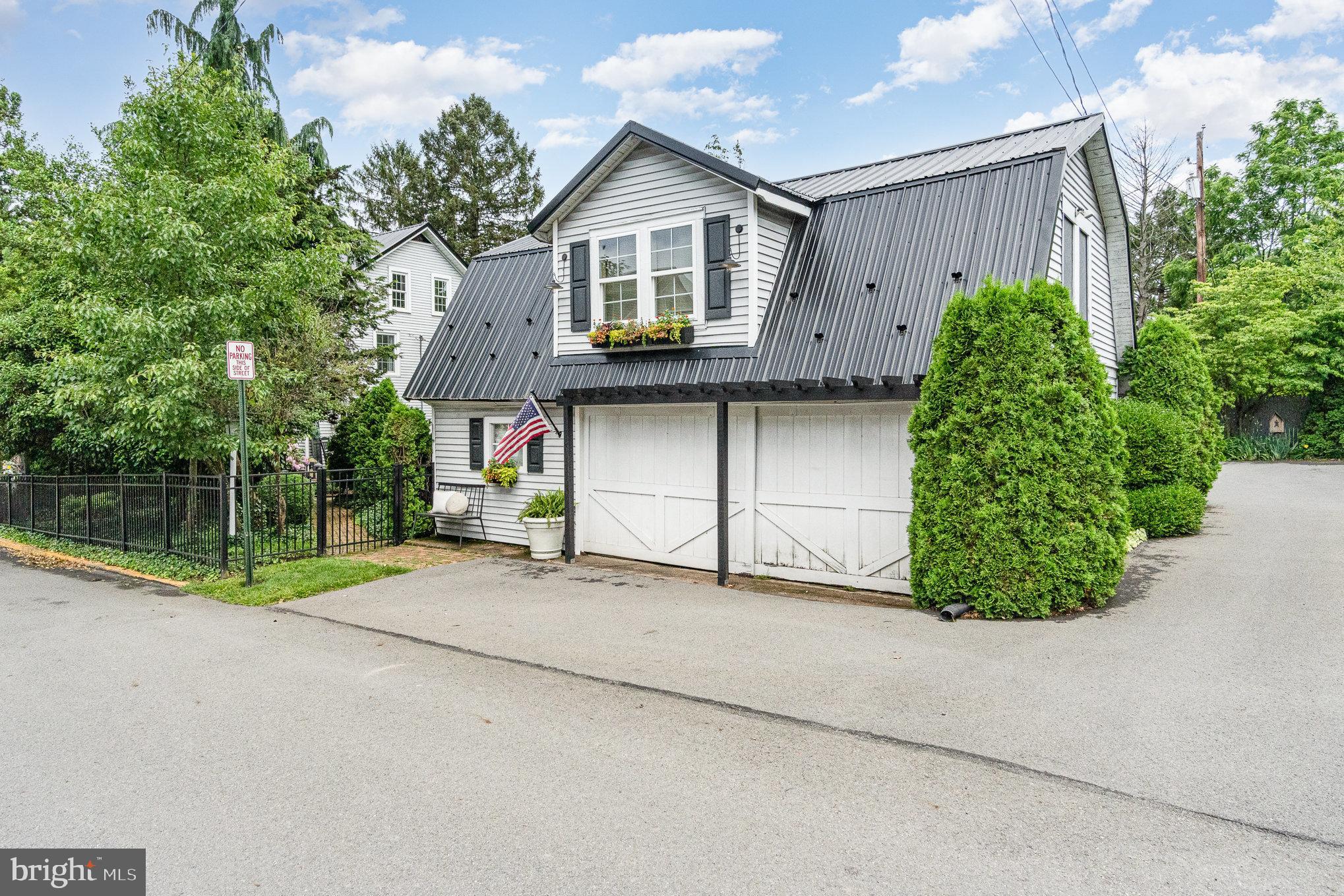 HALIFAX TOWNSHIP - Residential