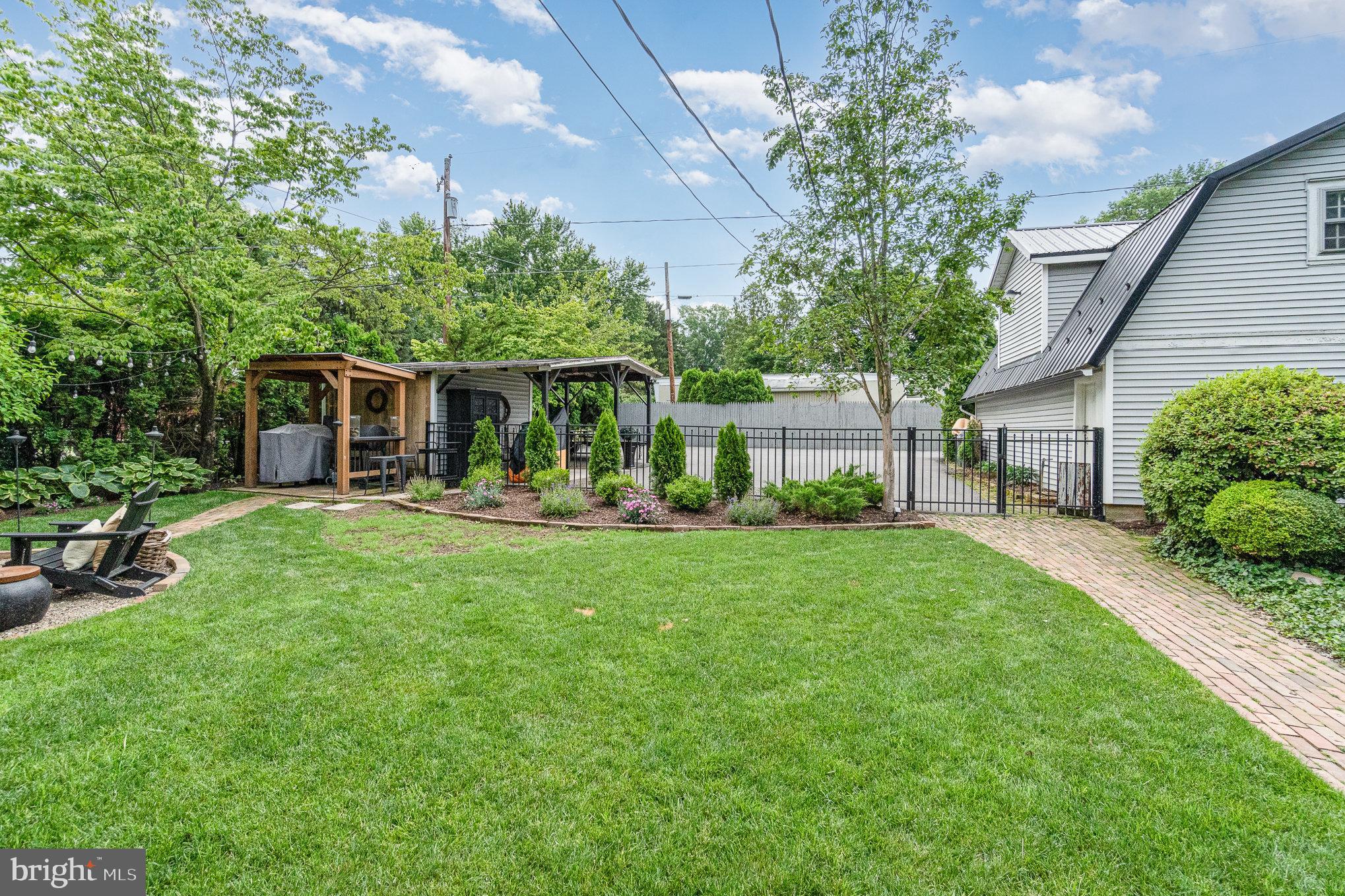 HALIFAX TOWNSHIP - Residential