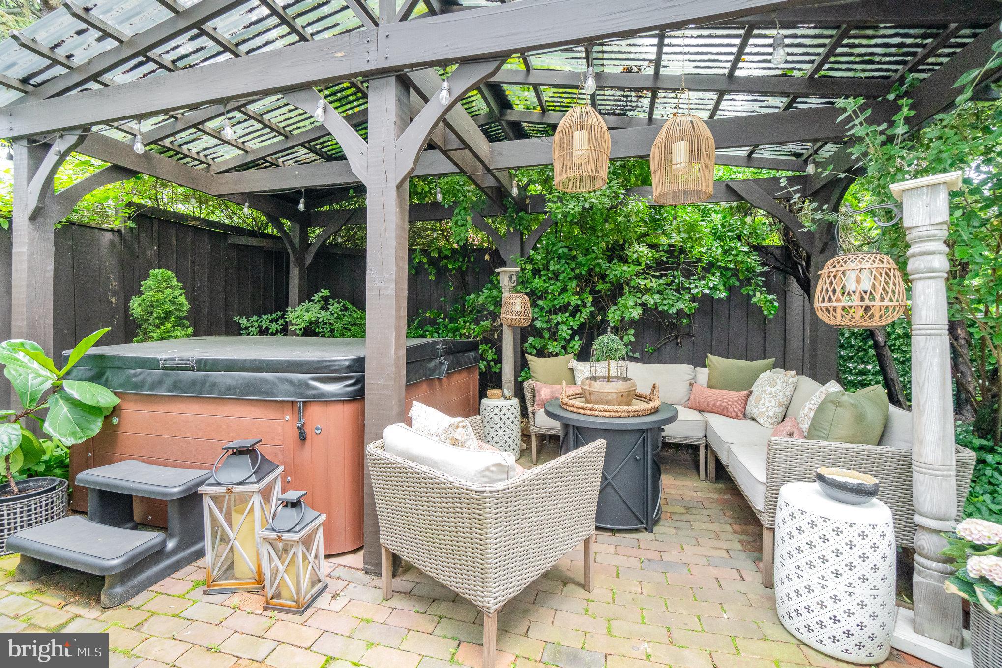 HALIFAX TOWNSHIP - Residential