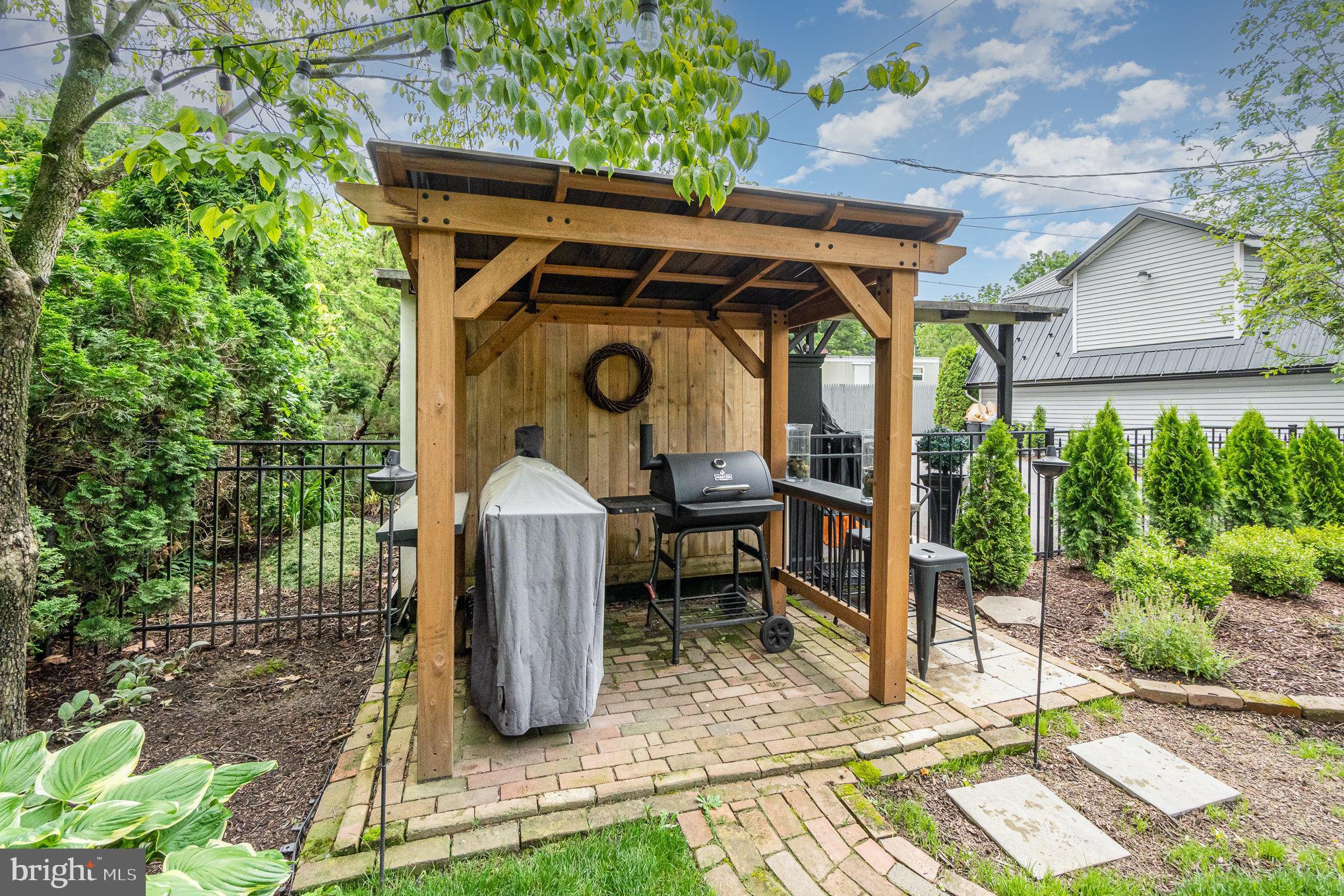 HALIFAX TOWNSHIP - Residential