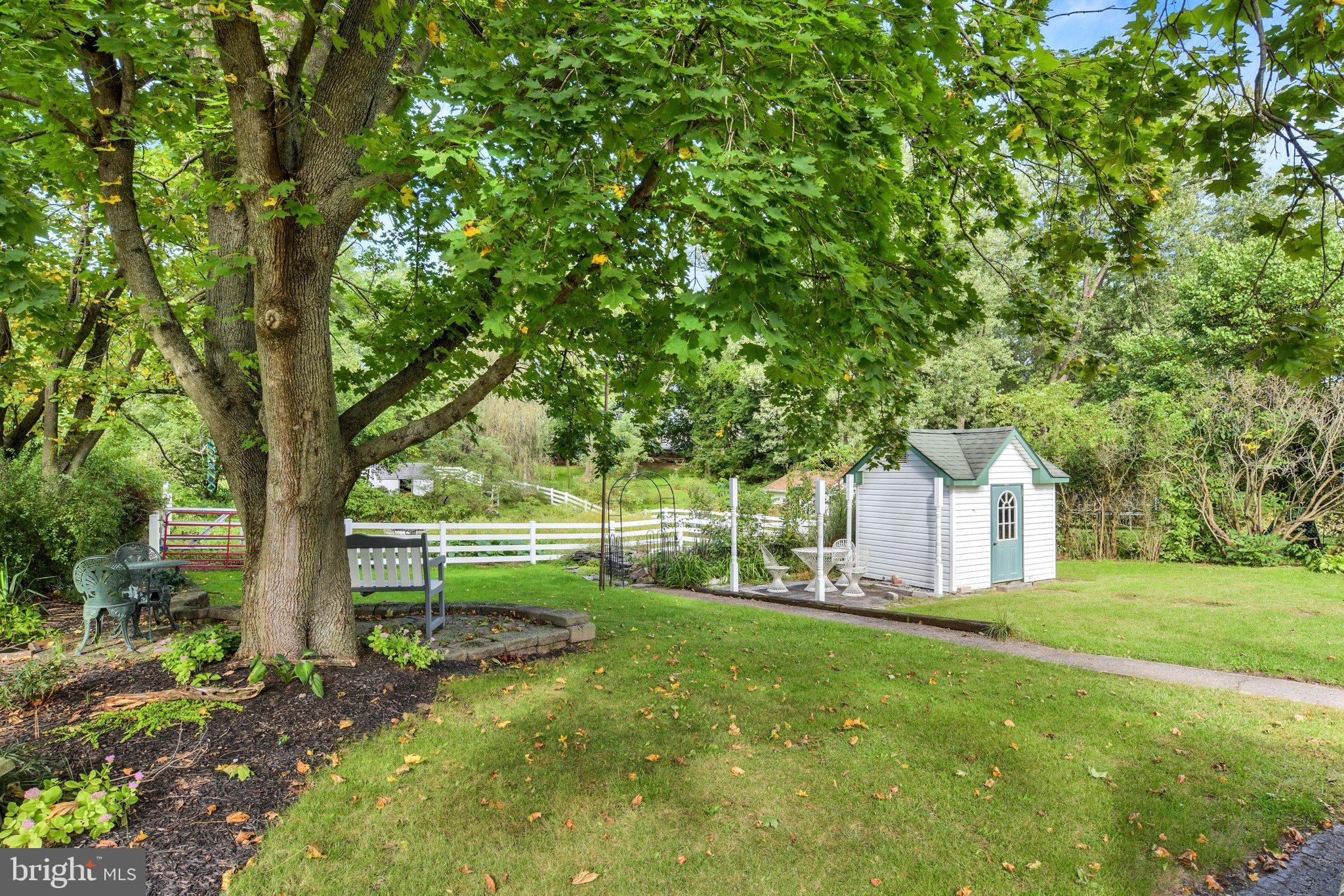 2789 MEADOW VIEW ROAD