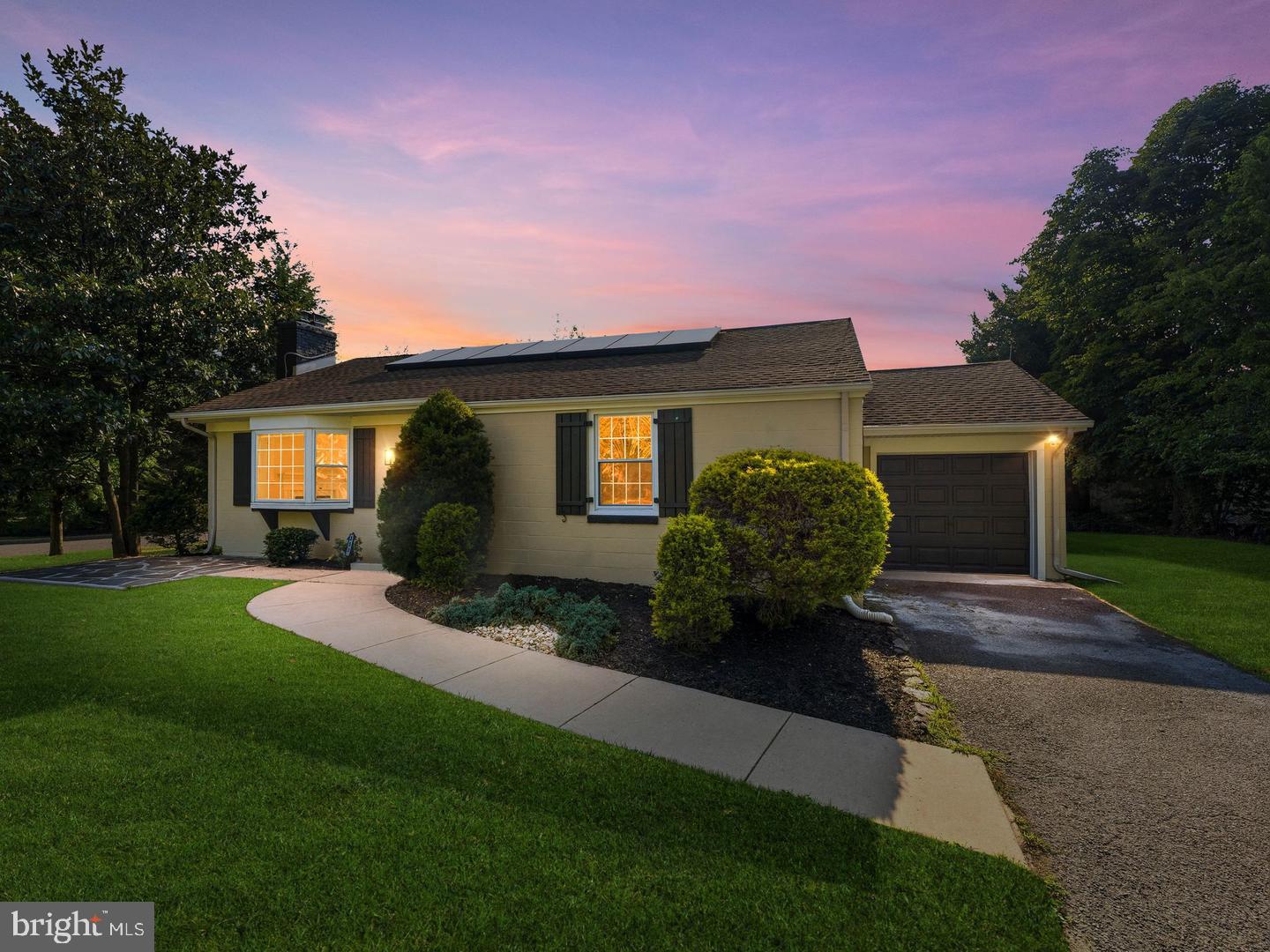 223 N CROPWELL ROAD