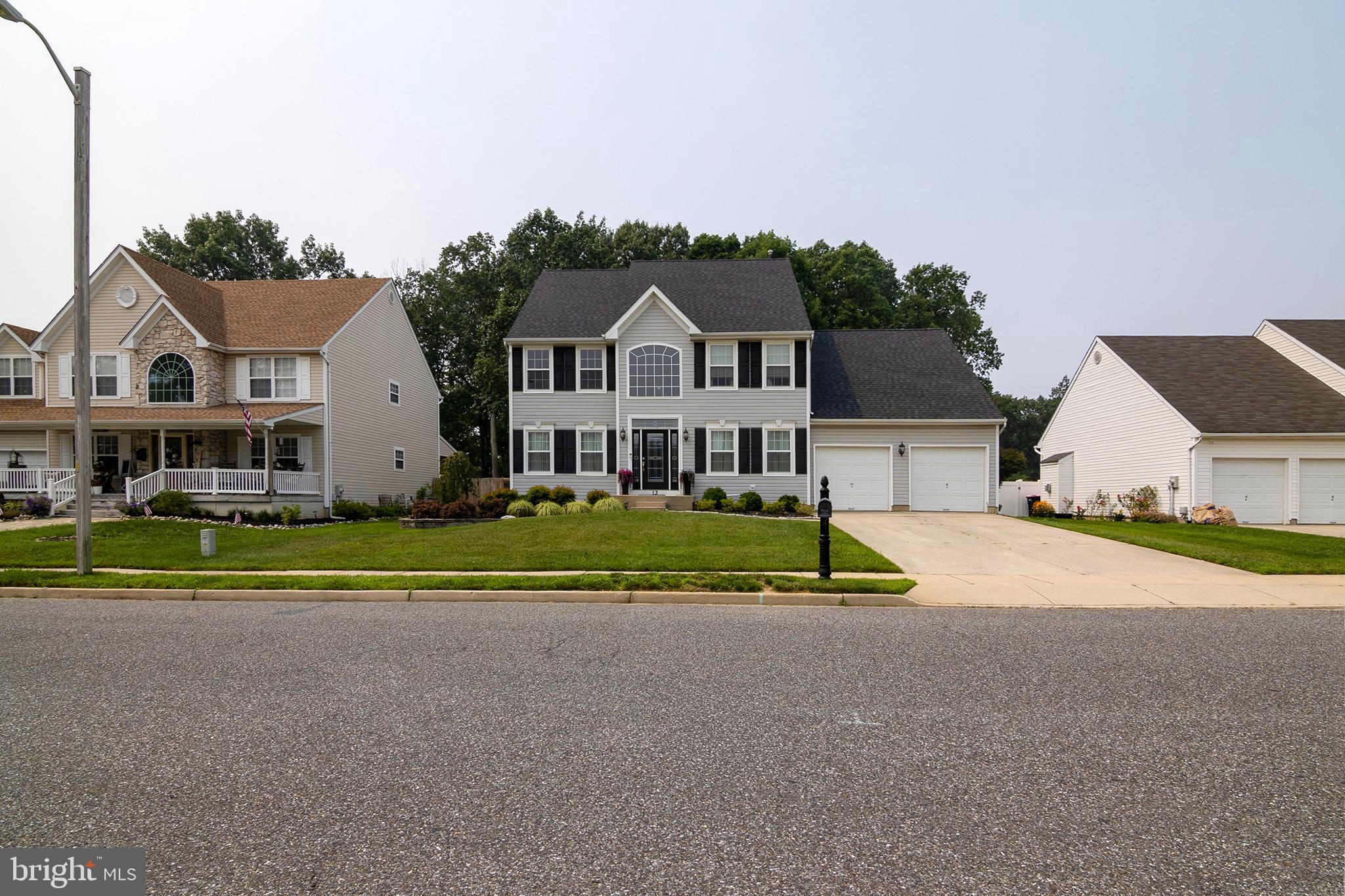 13 WYE MILL DRIVE
