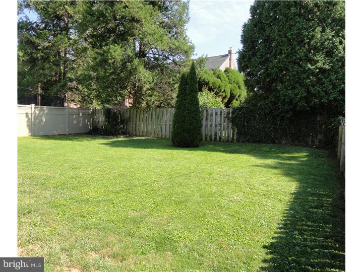 LYNNWOOD - Residential