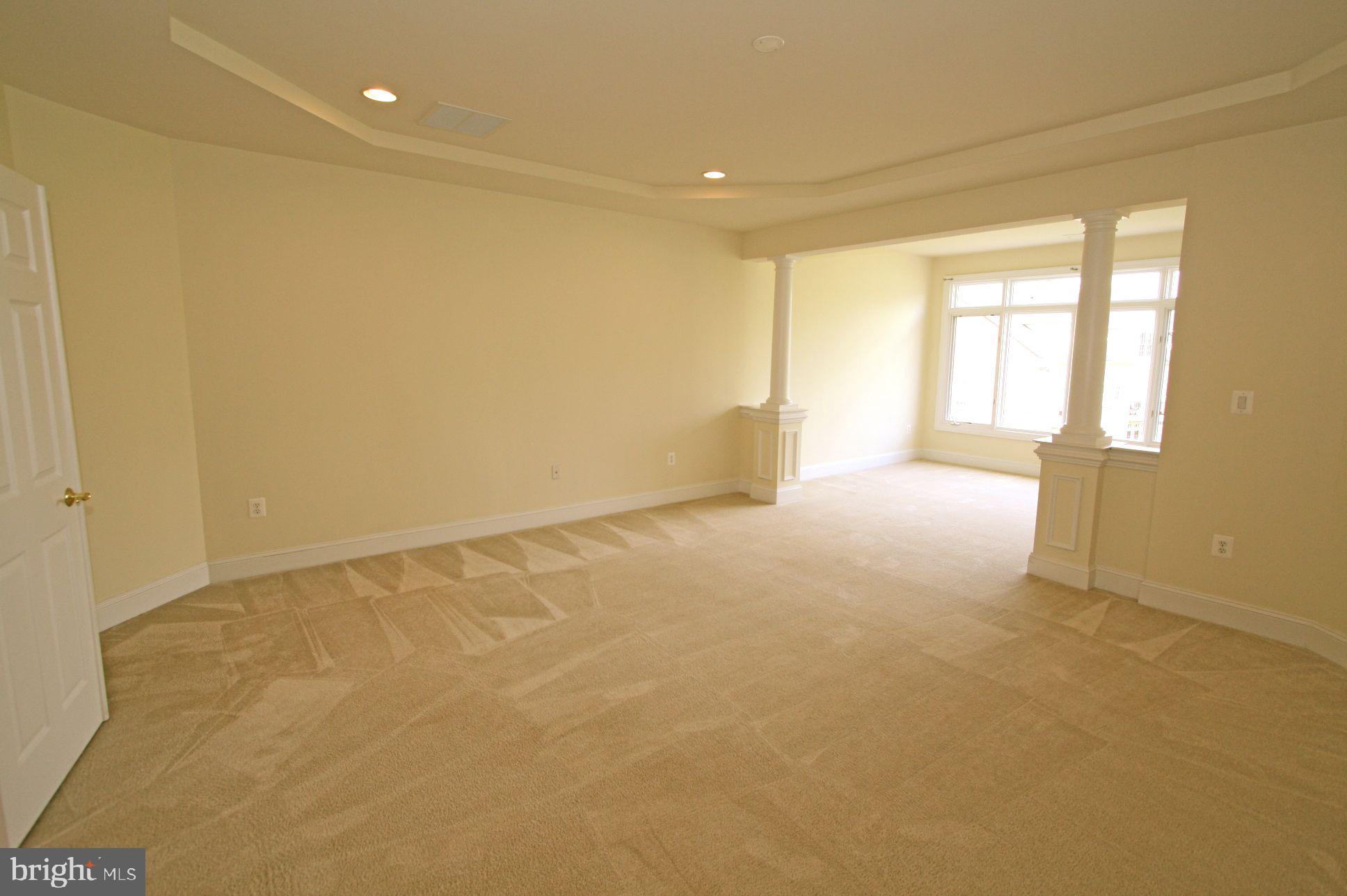 RIVER CREEK - Residential Lease