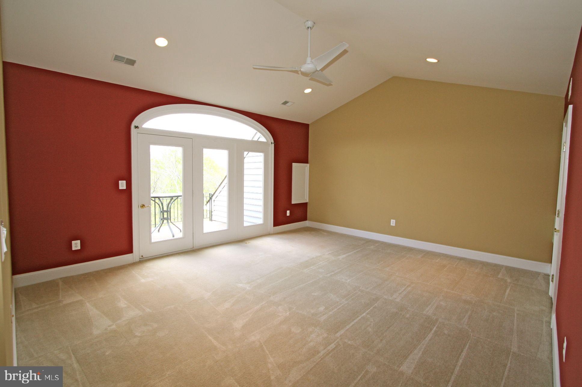 RIVER CREEK - Residential Lease